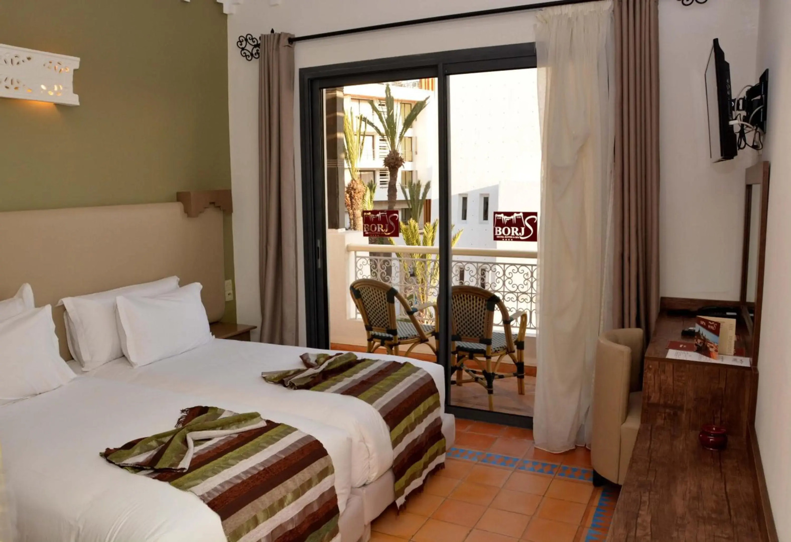 Borjs Hotel Suites & Spa