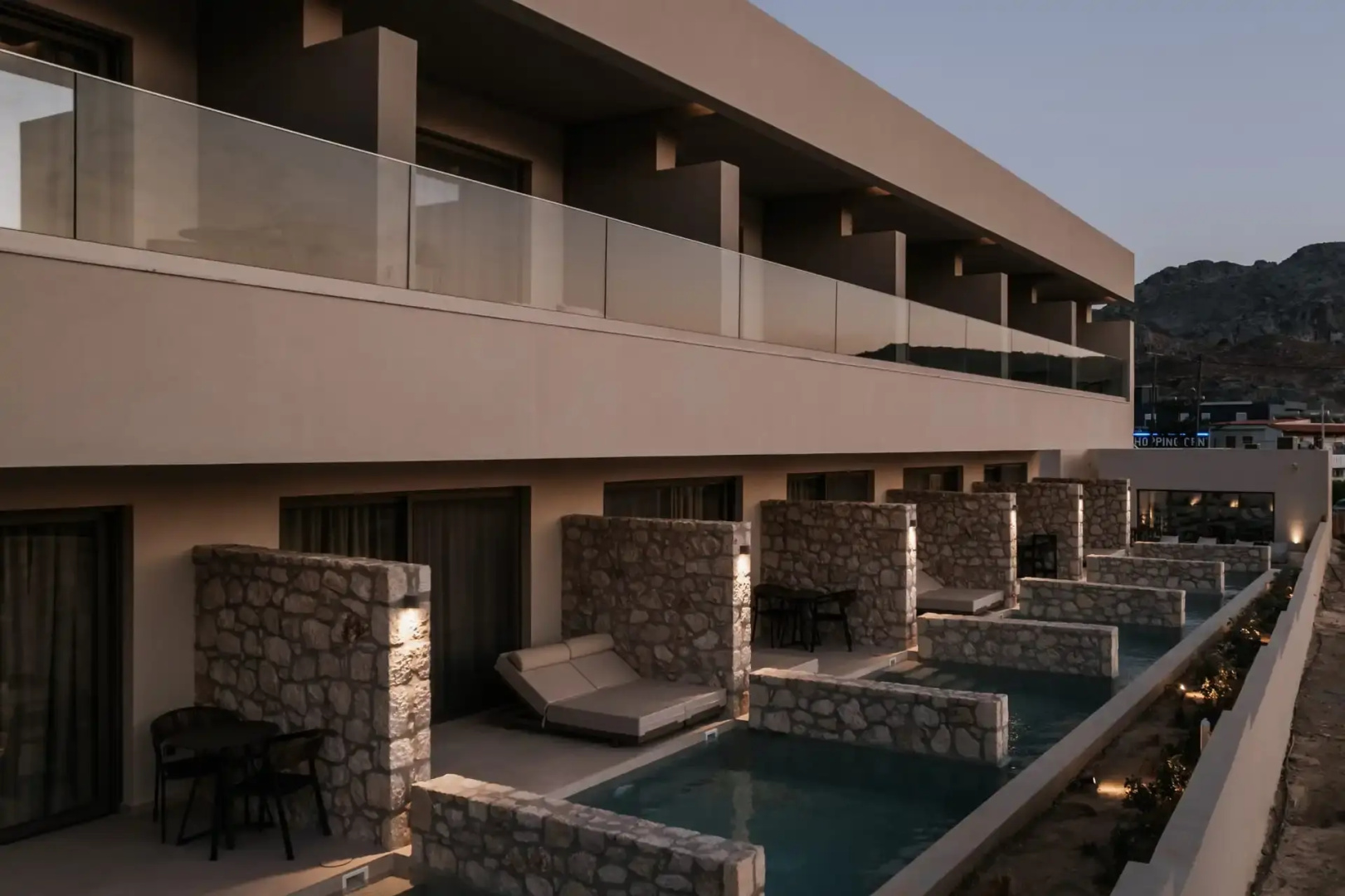 AMÉNTE Mindful Suites