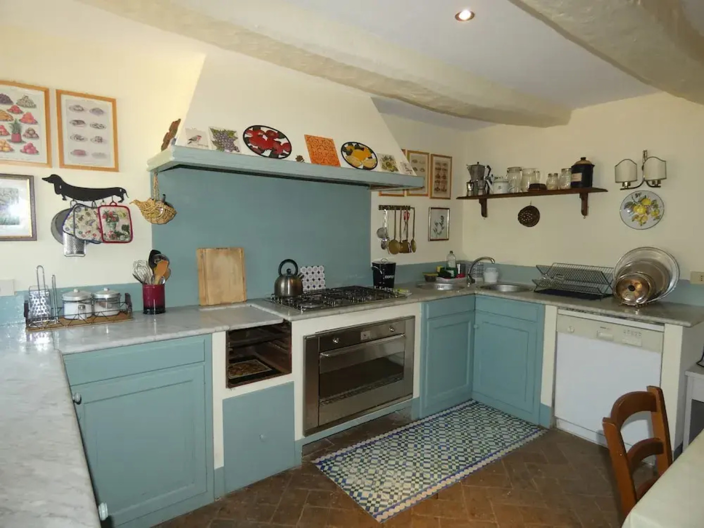 SCAPPO IN UMBRIA, Casale Monti