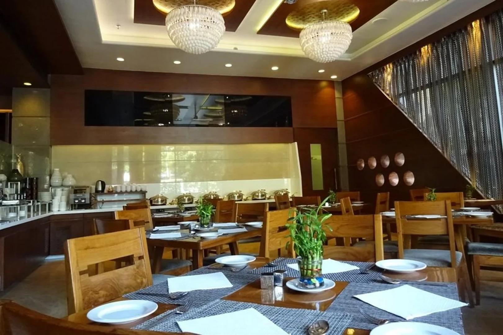 Hotel Cosmopolitan Ahmedabad