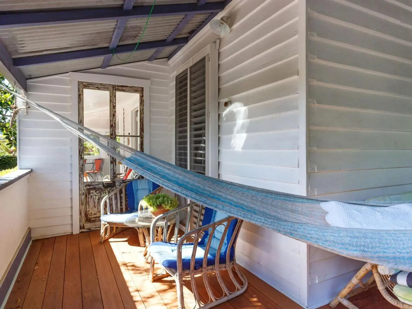 Witts Oasis Two traditional Tea Gardens cottages