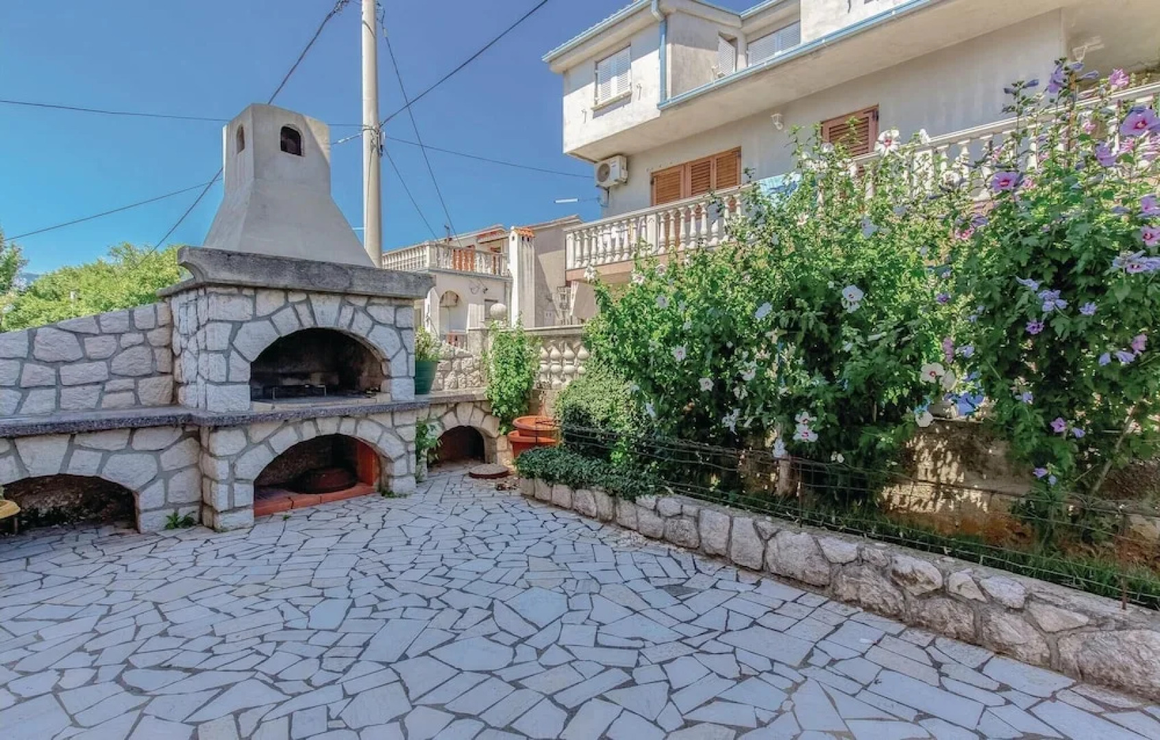 Beautiful Home in Grizane With Wifi and 3 Bedrooms