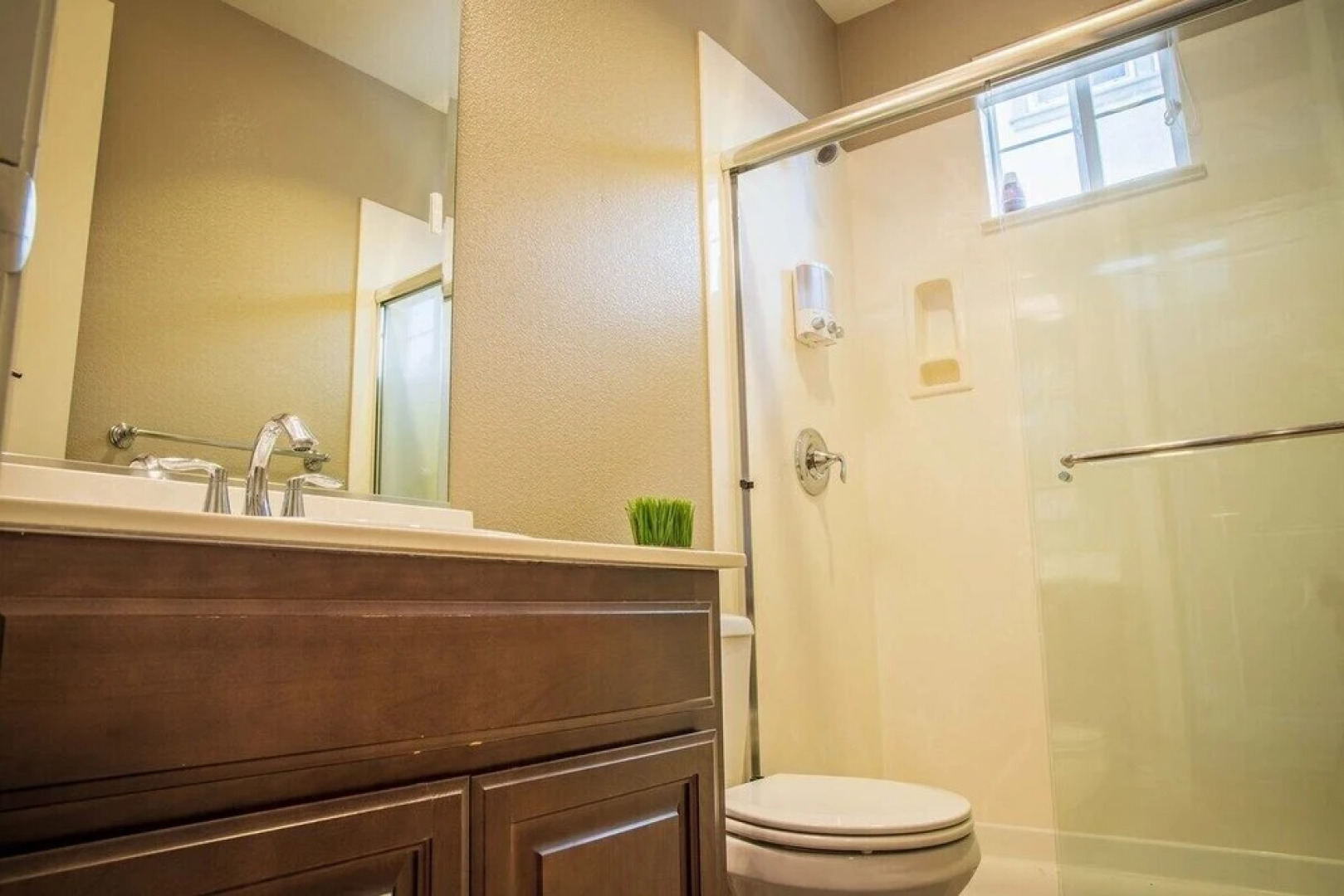 Cozy, Updated In-law