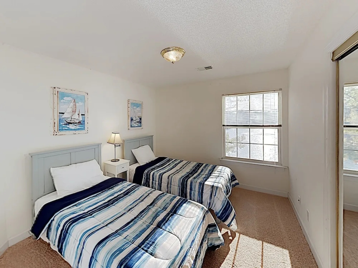 Charming Coastal Haven w/ Amazing Locale townhouse