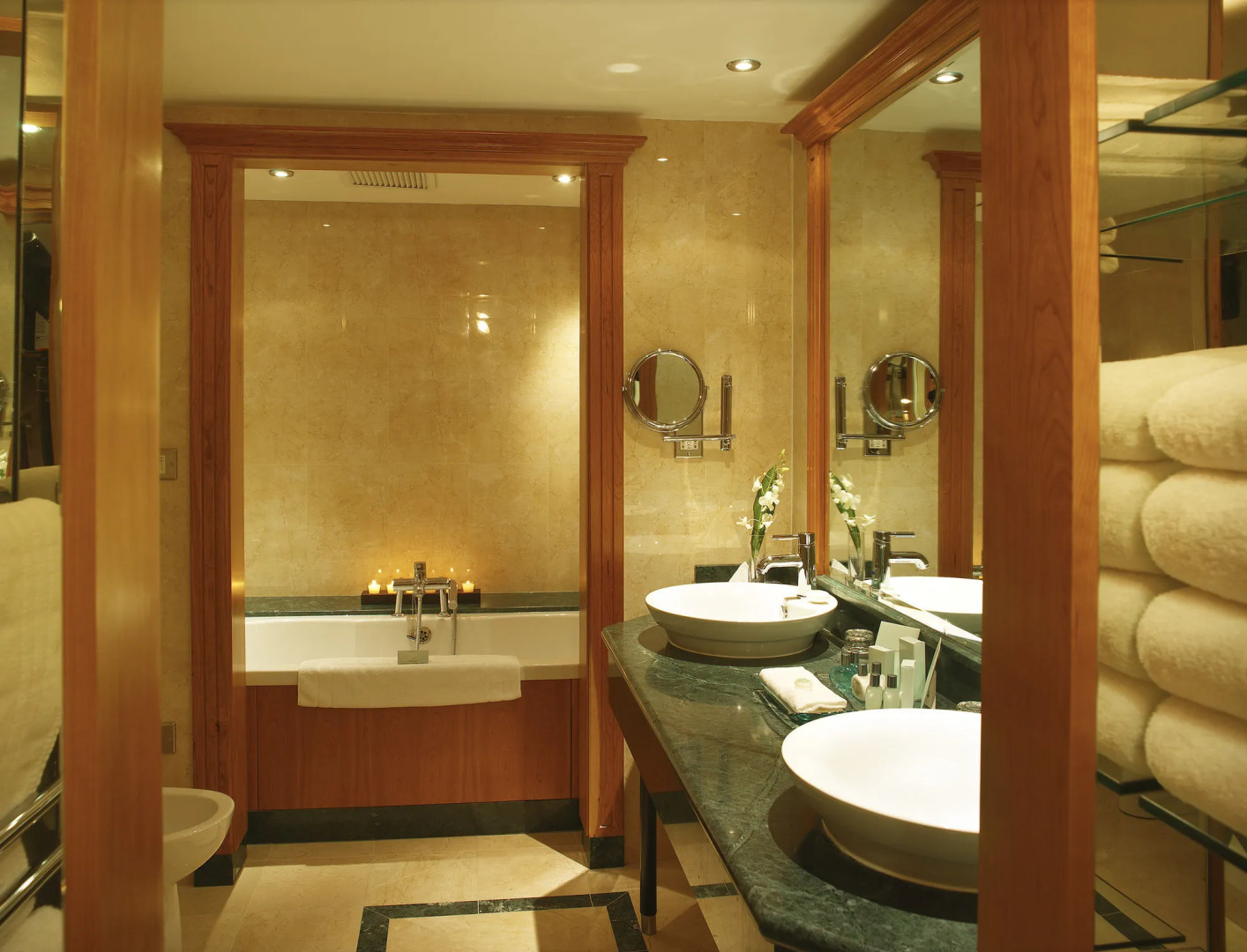 Killarney Plaza Hotel and Spa