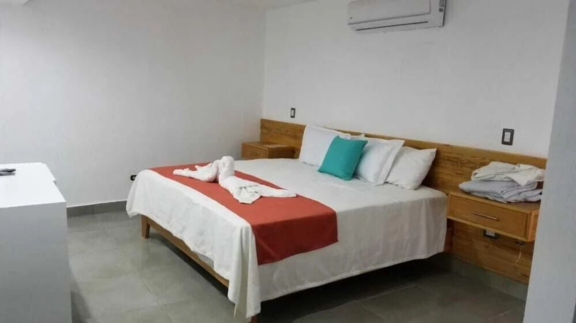 Marina del Mar Hotel