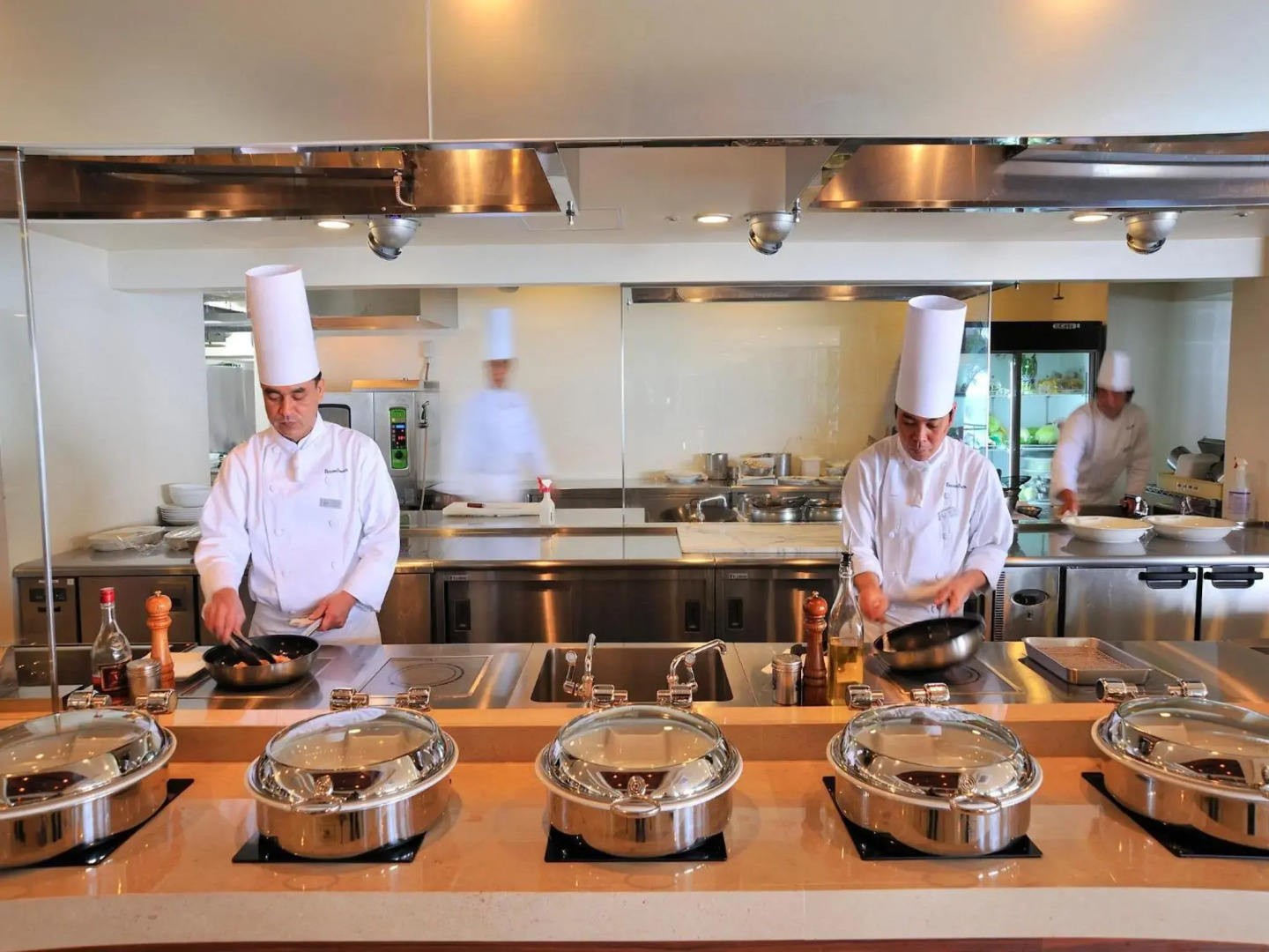 The Moon Beach Museum Resort