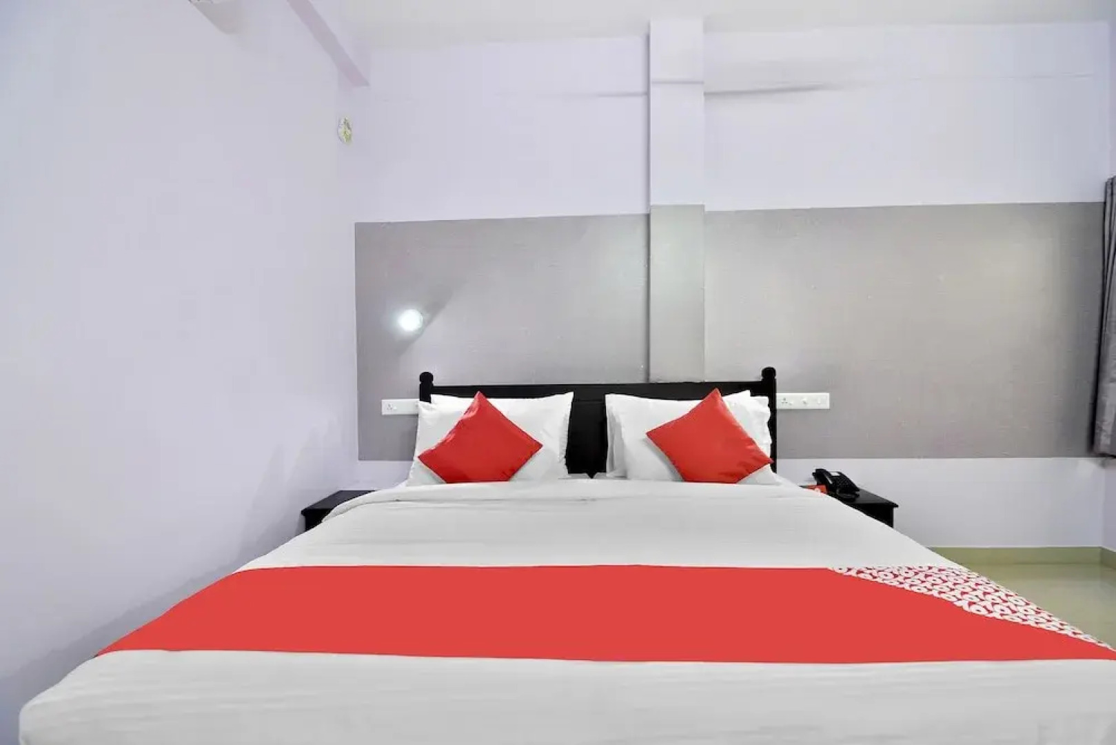 OYO 44093 Shanthi Residency