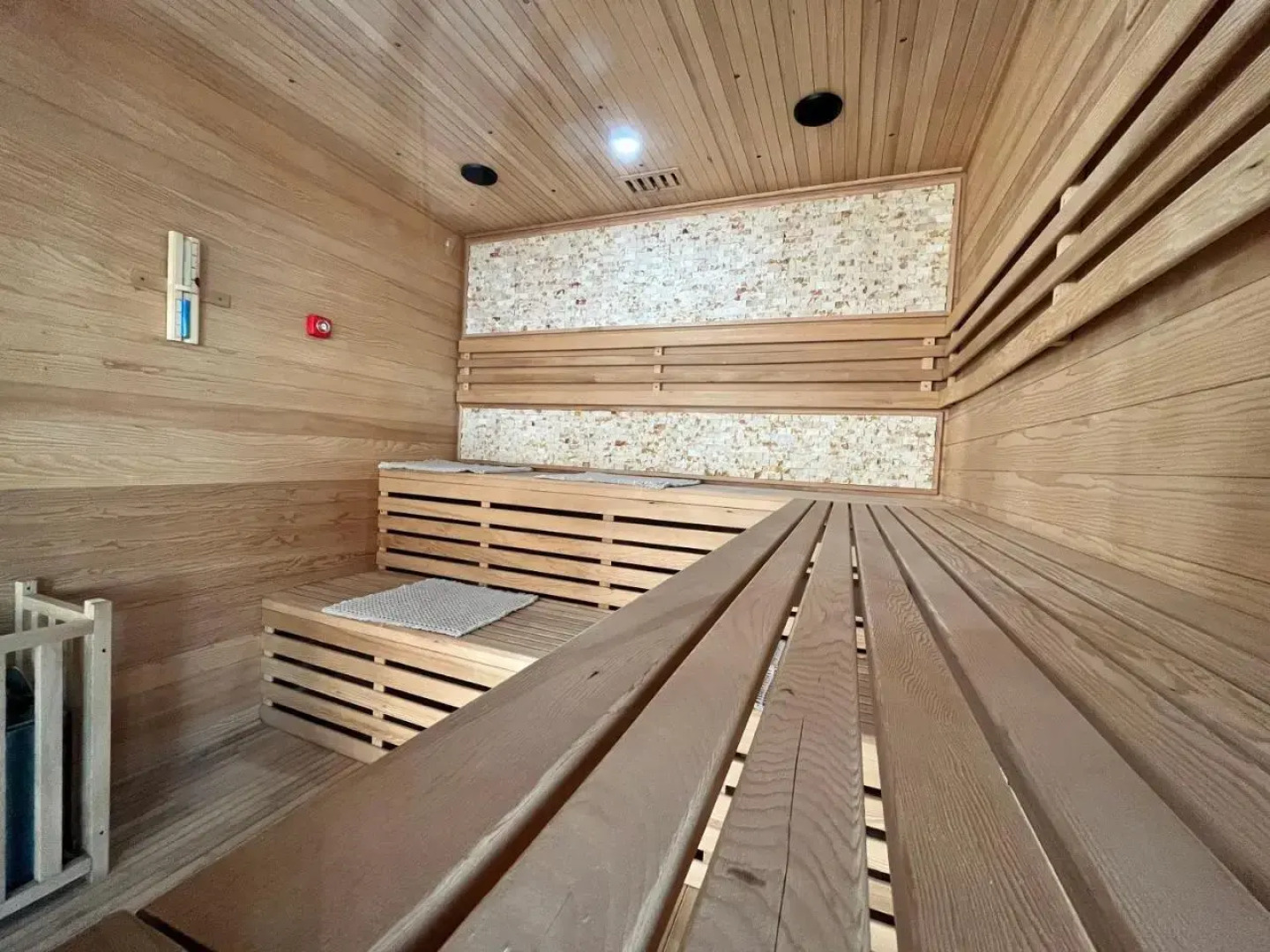 Hotel & Glamping ACT FUTTSU