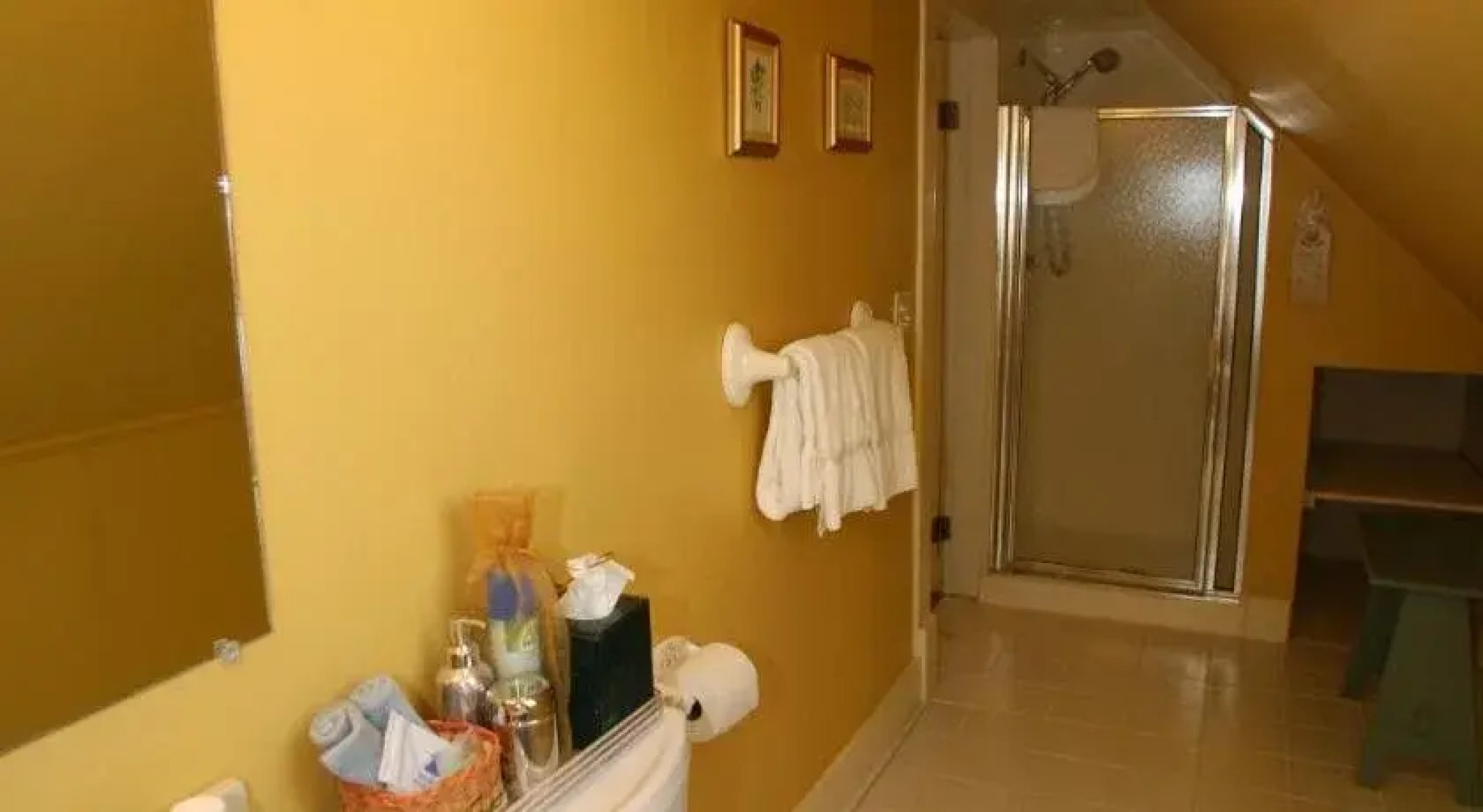 C.W. Worth House Bed and Breakfast