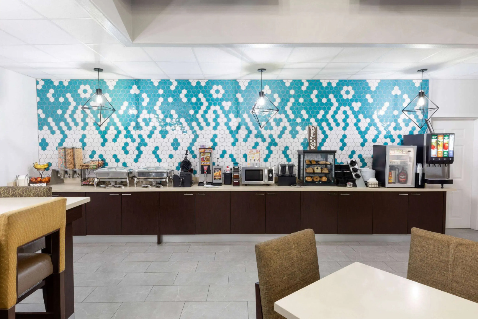 La Quinta Inn & Suites by Wyndham Angleton