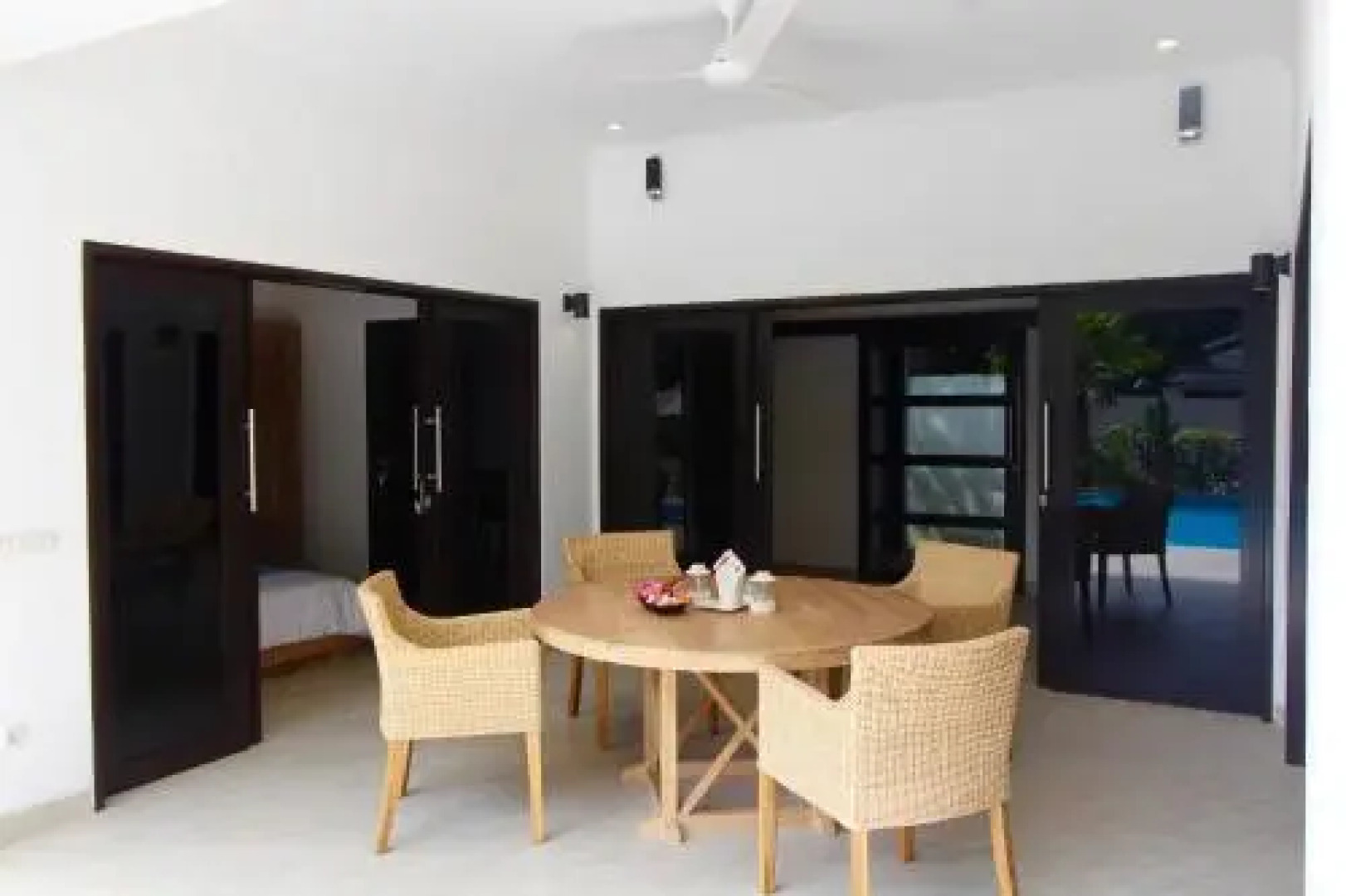 Villa Kupu Kupu Lovina