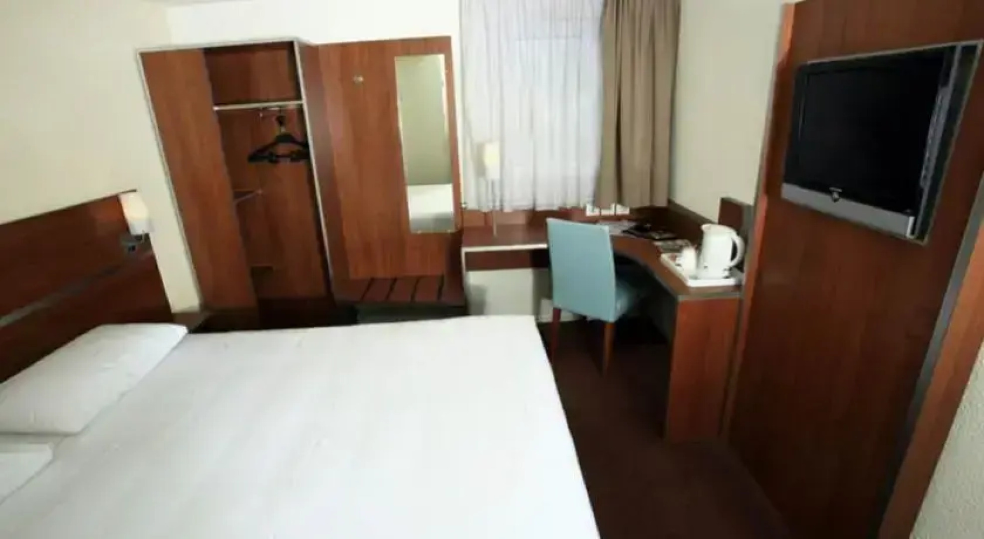 Kyriad Lyon Aéroport Saint Exupéry