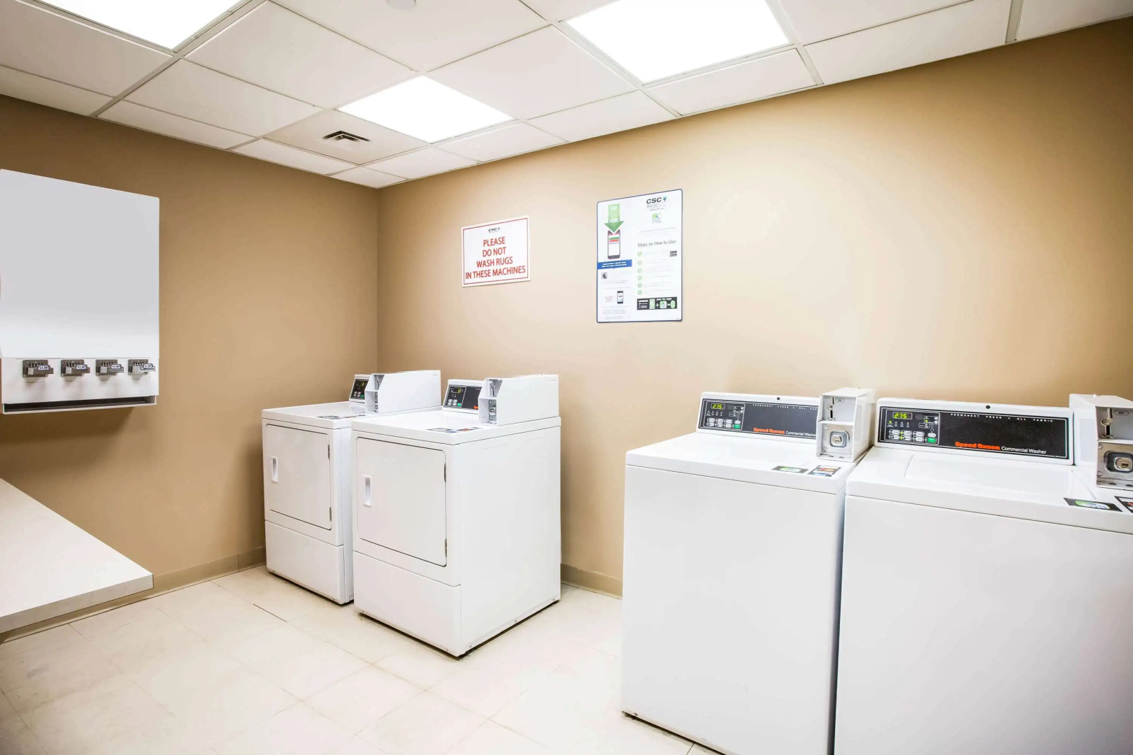 La Quinta Inn & Suites by Wyndham Islip - MacArthur Airport