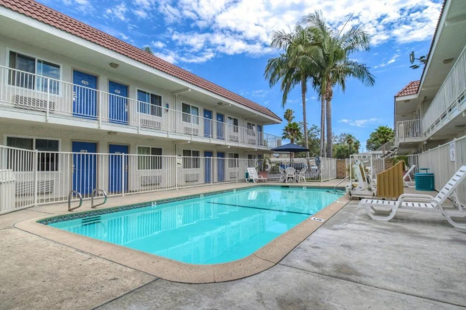 Motel 6 Costa Mesa, CA