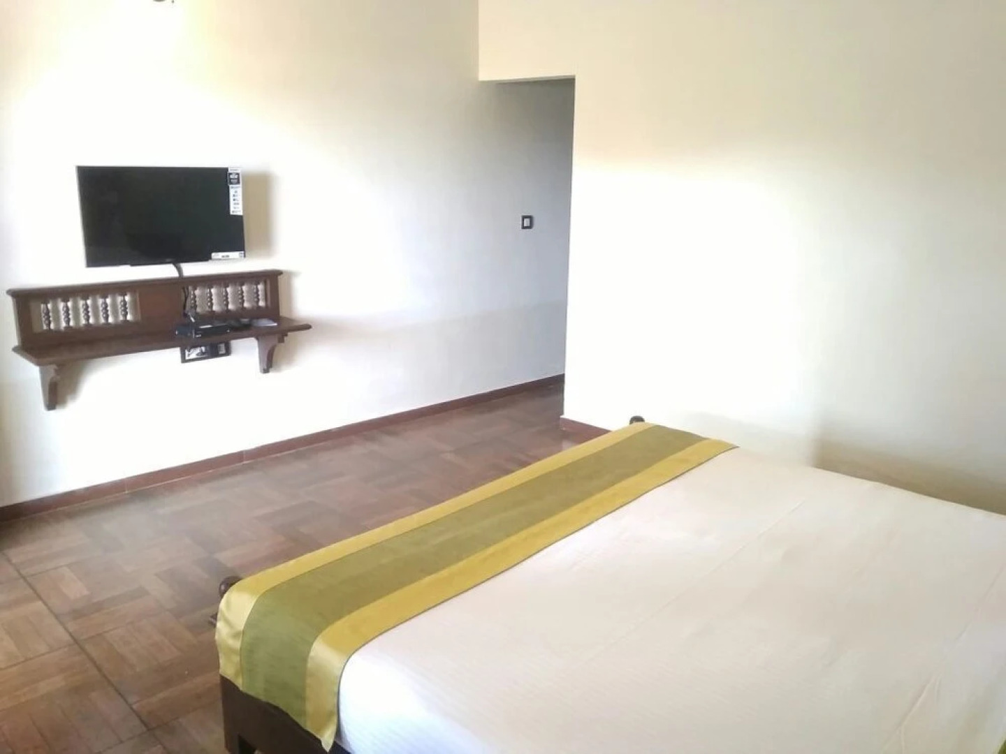 Shathayu Ayurveda Yoga Retreat