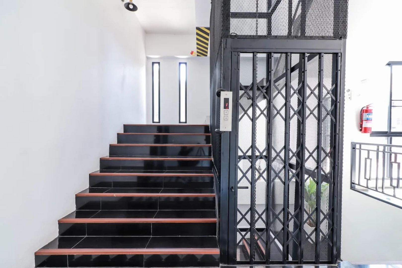 OYO 611 Stay Young Villa