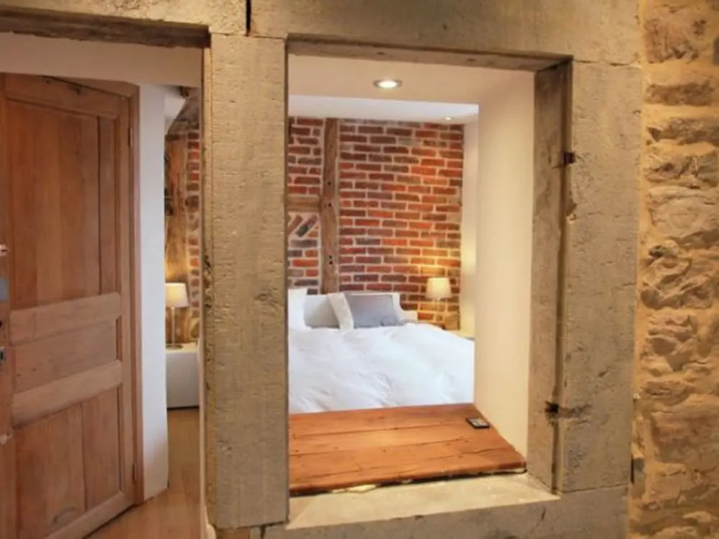 Attractive Holiday Home with Pool, Hot Tub, Fireplace near Spa