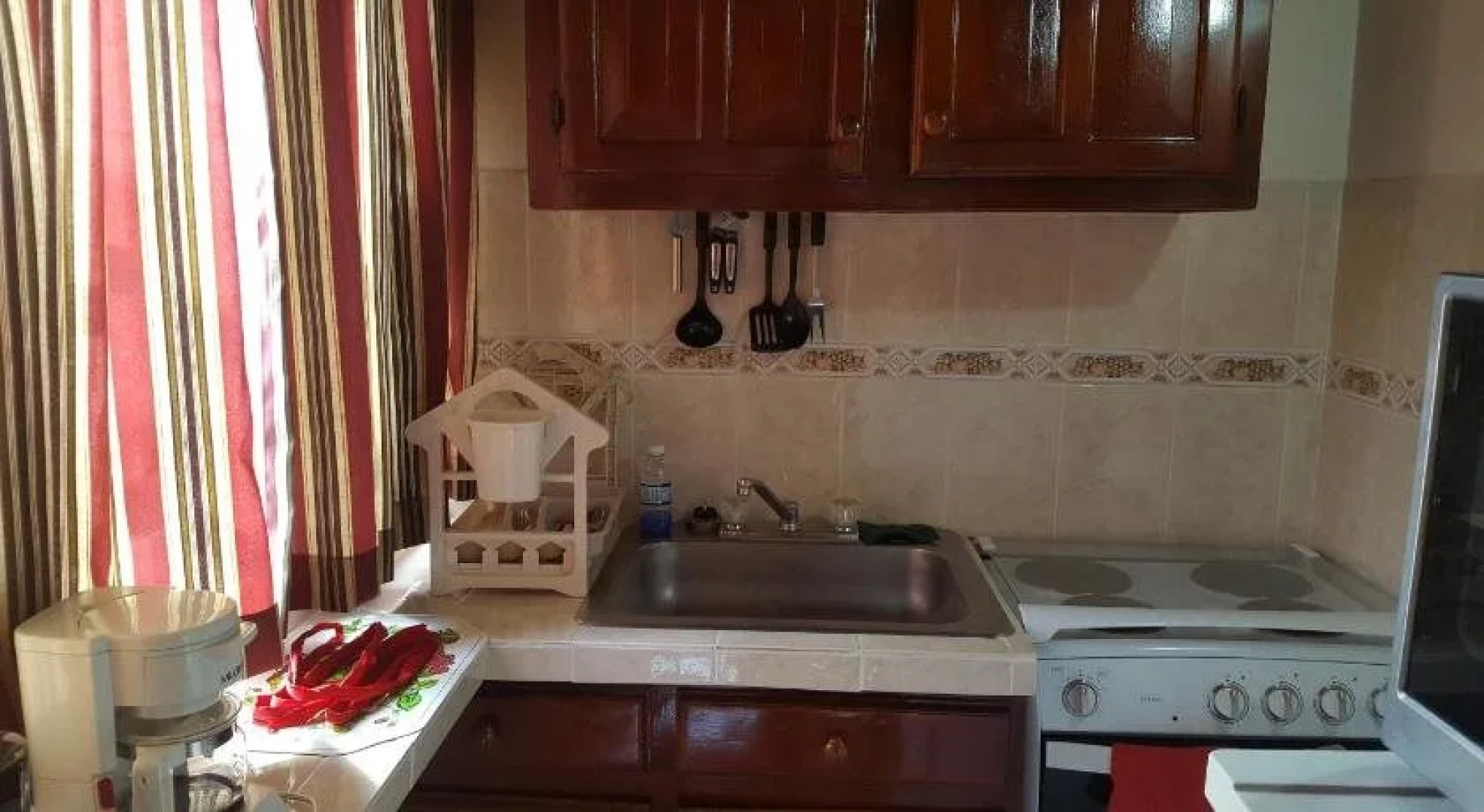 Shields Negril Villas