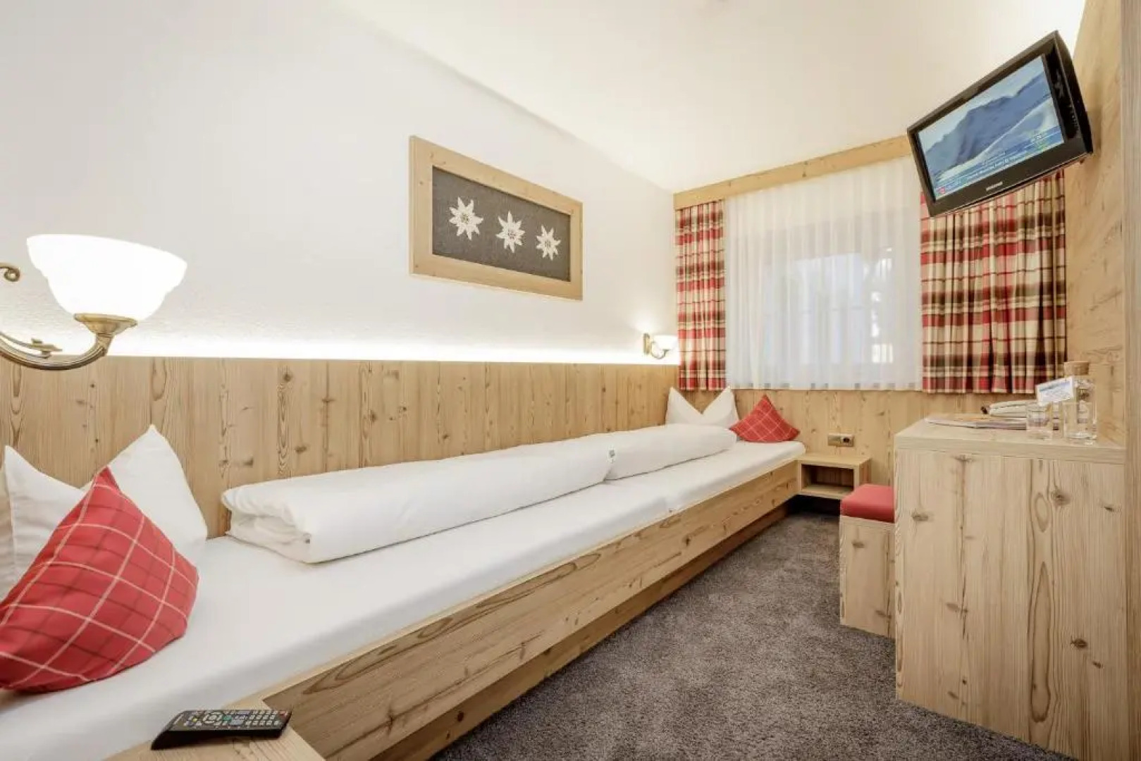 Edelweiss echt.charmant.