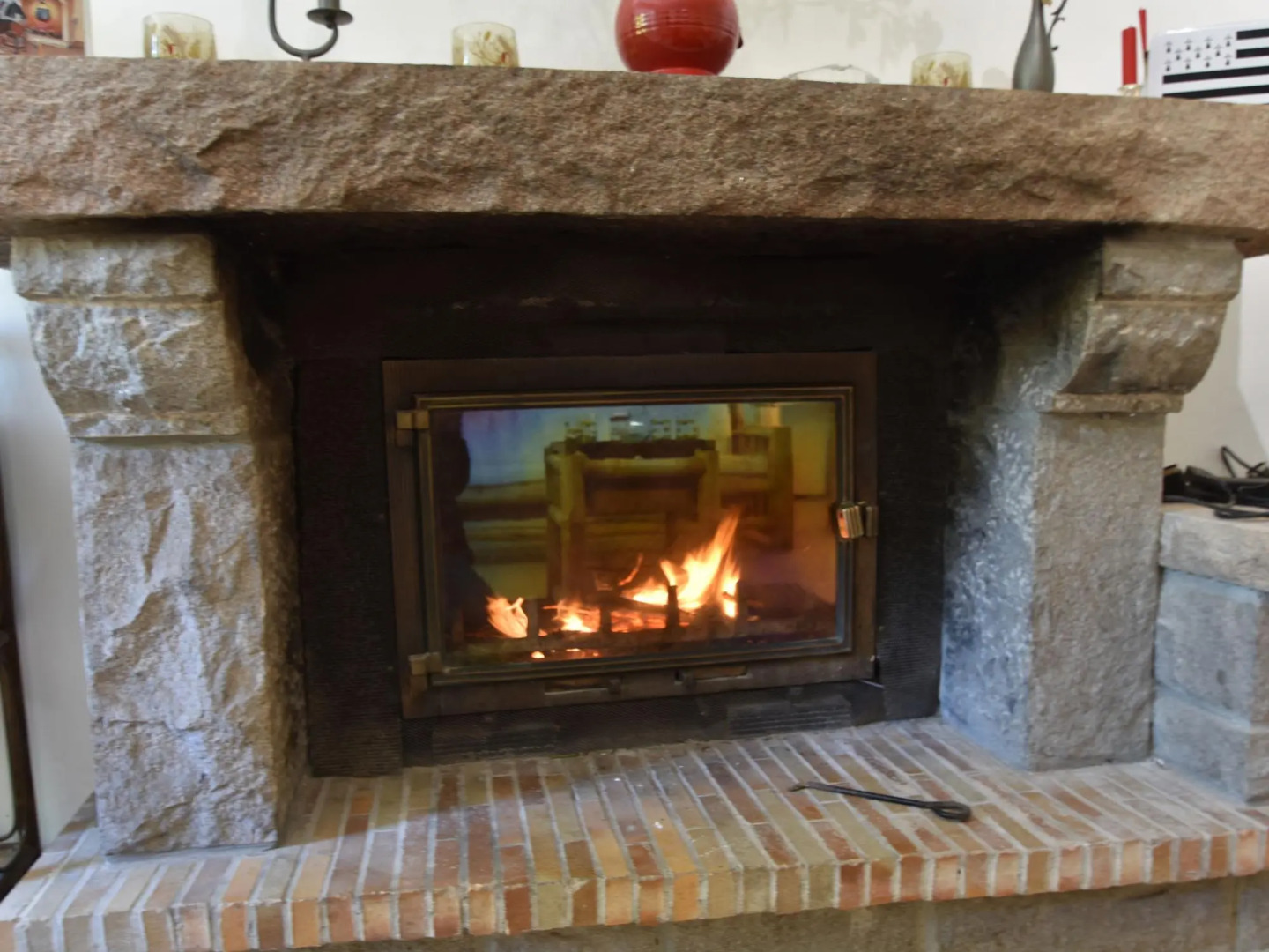 Peaceful Holiday Home in Yvias With Garden