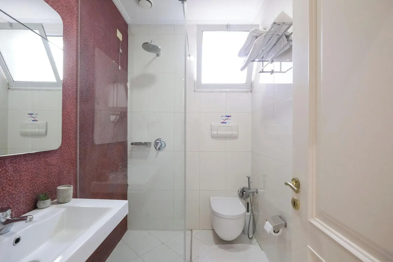 Golden City Hotel, Tirana