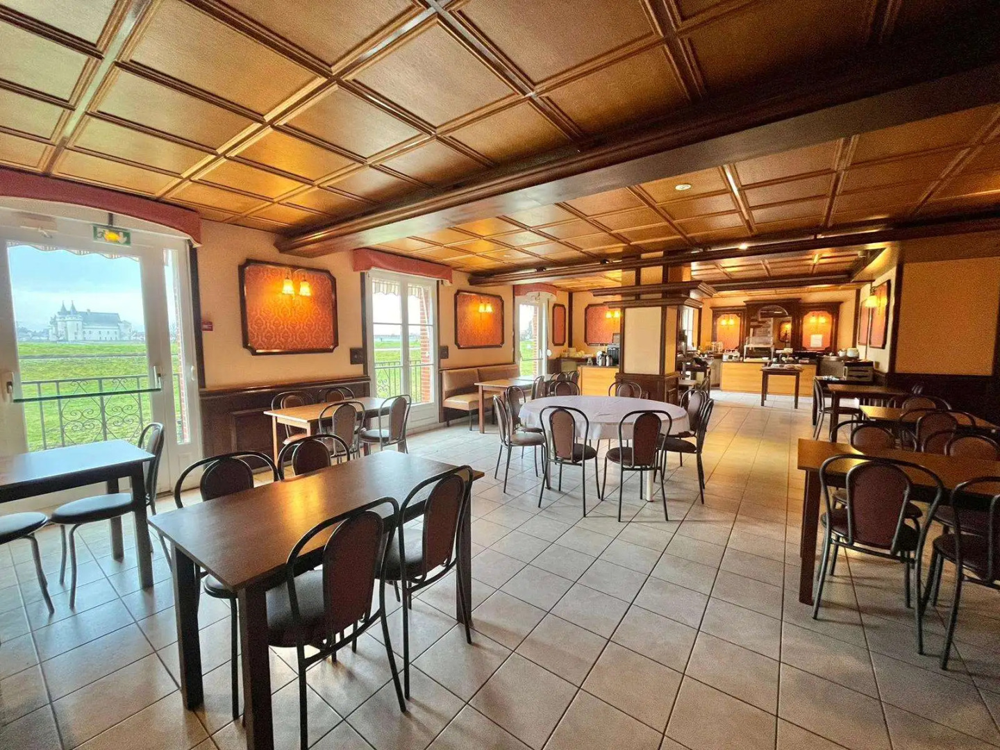 Logis Hôtel Sully le Château