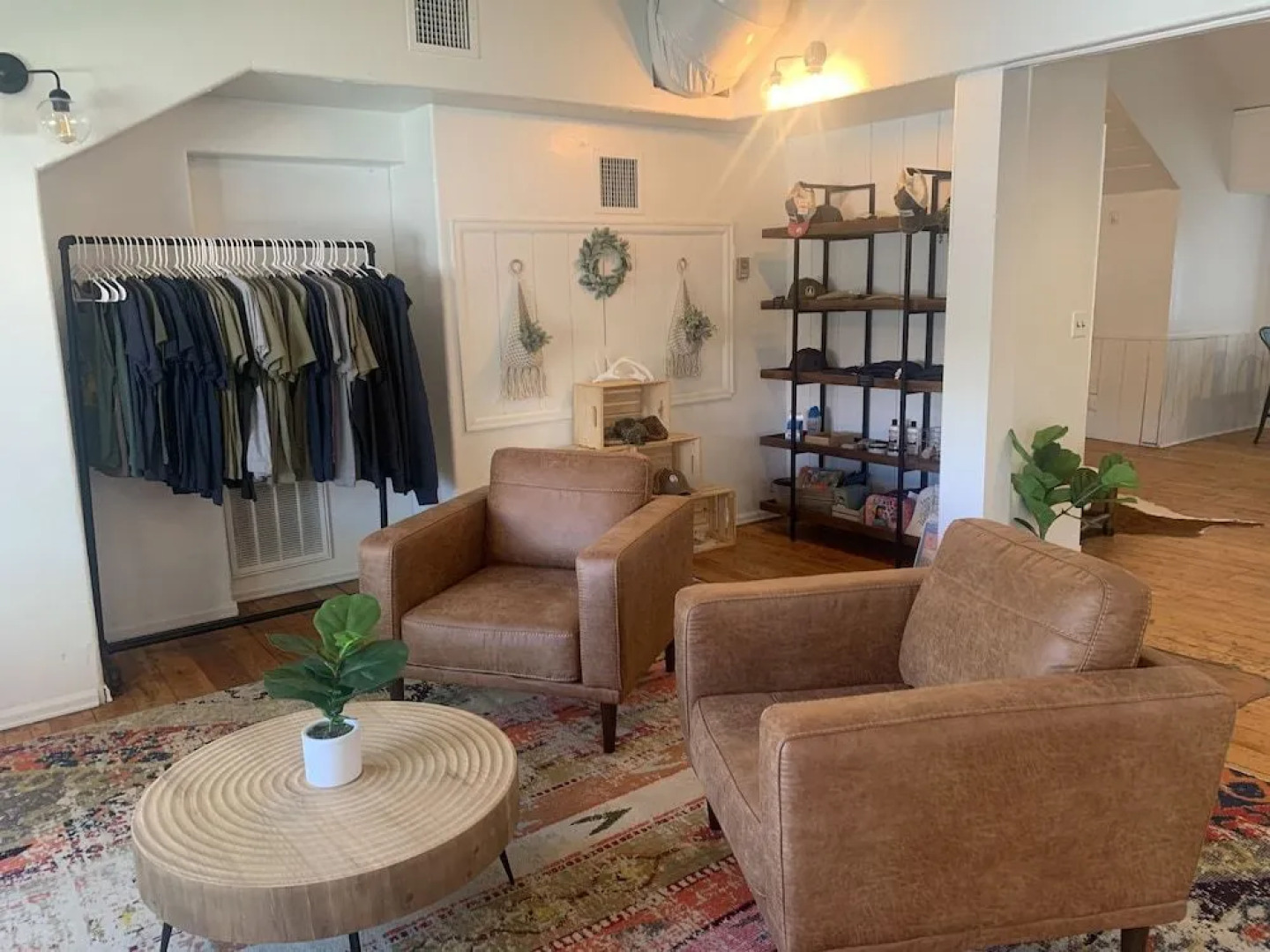 Trailhead Cabins & Lodging