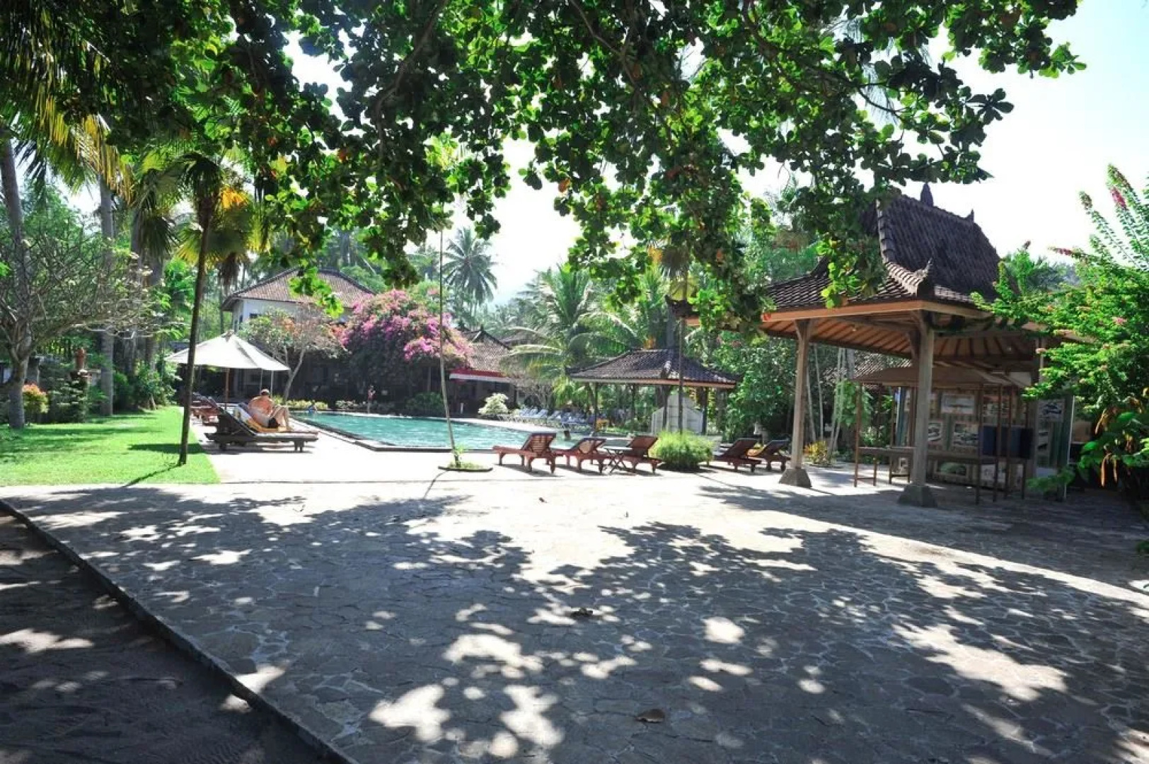龙目岛艾里潘泰圣吉吉克拉丹甘酒店(Airy Pantai Senggigi Krandangan Lombok)