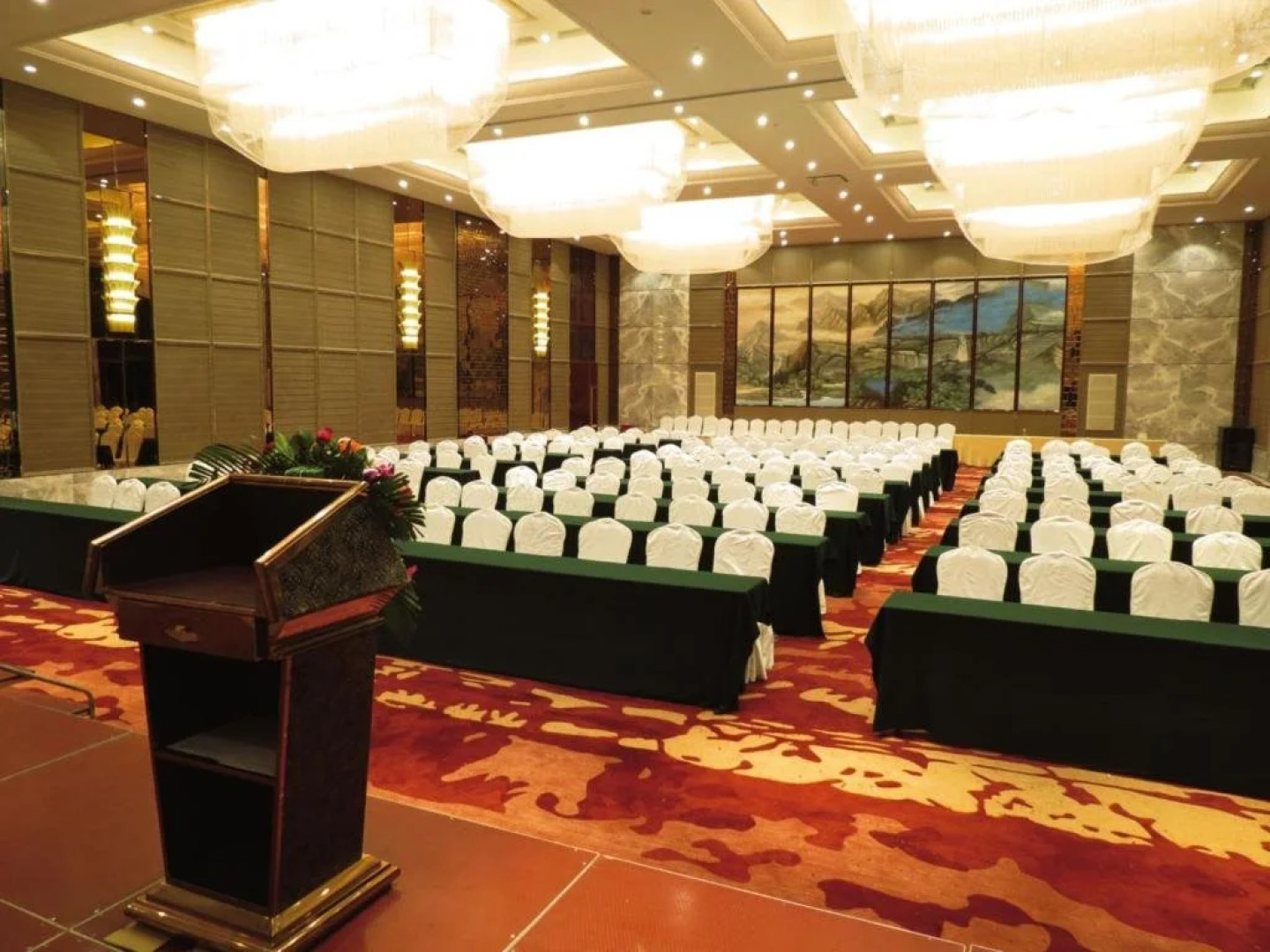 Enraton International Hotel