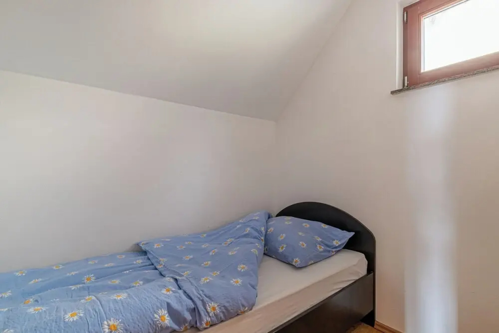 Vineyard Cottage Lustek