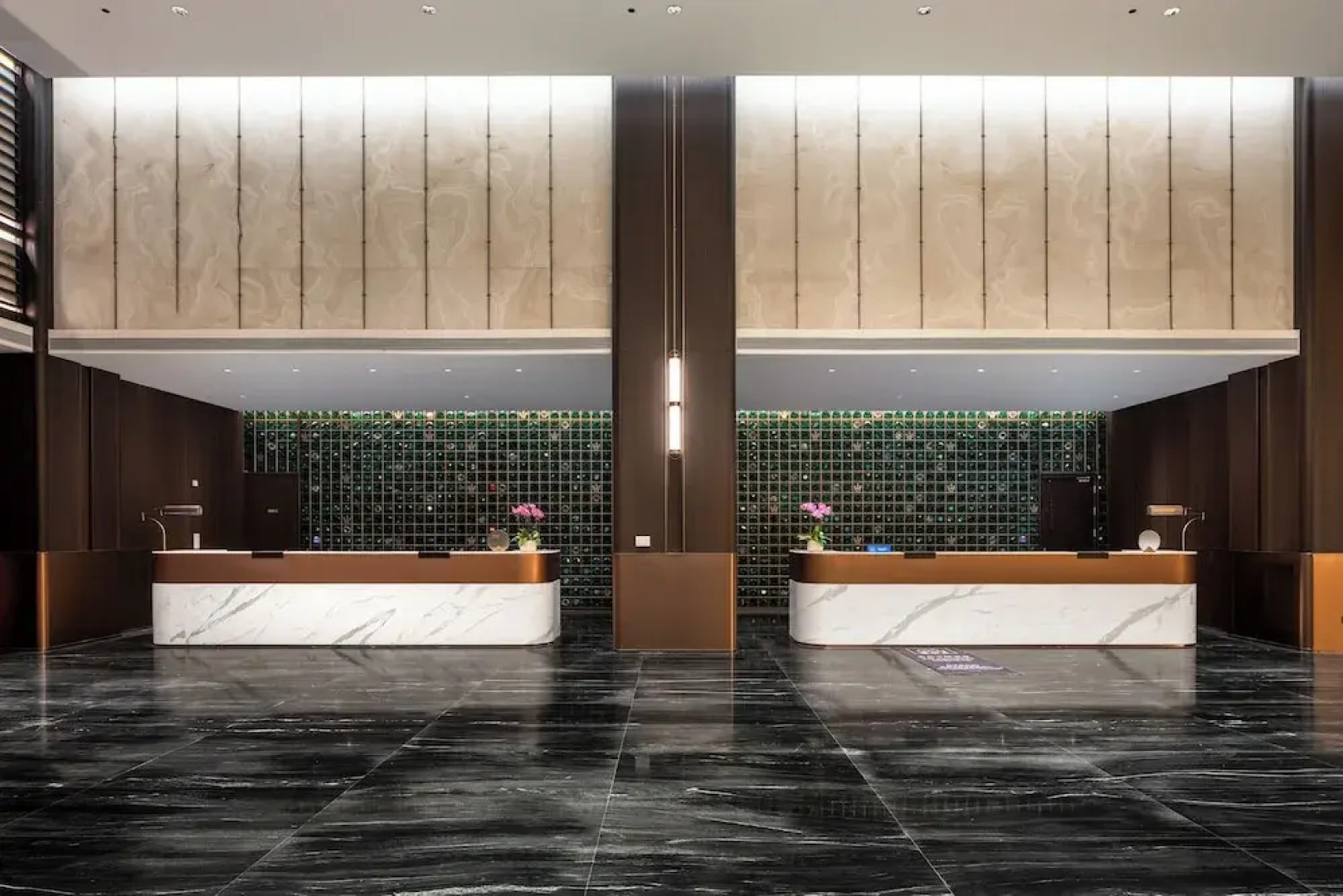 Howard Johnson By Wyndham Guotou Plaza Zigong