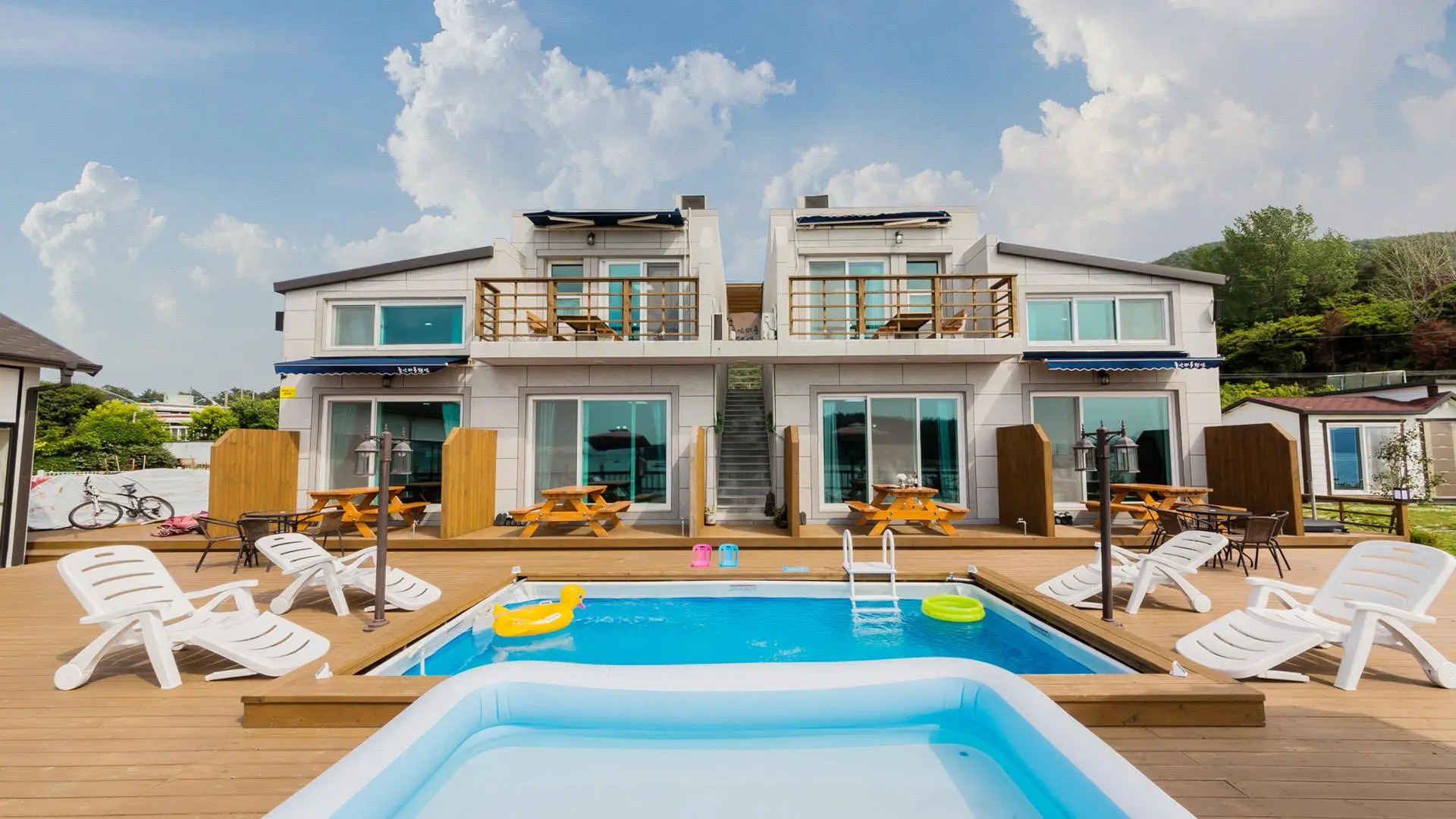 Yeosu Dolsanmaru Pension