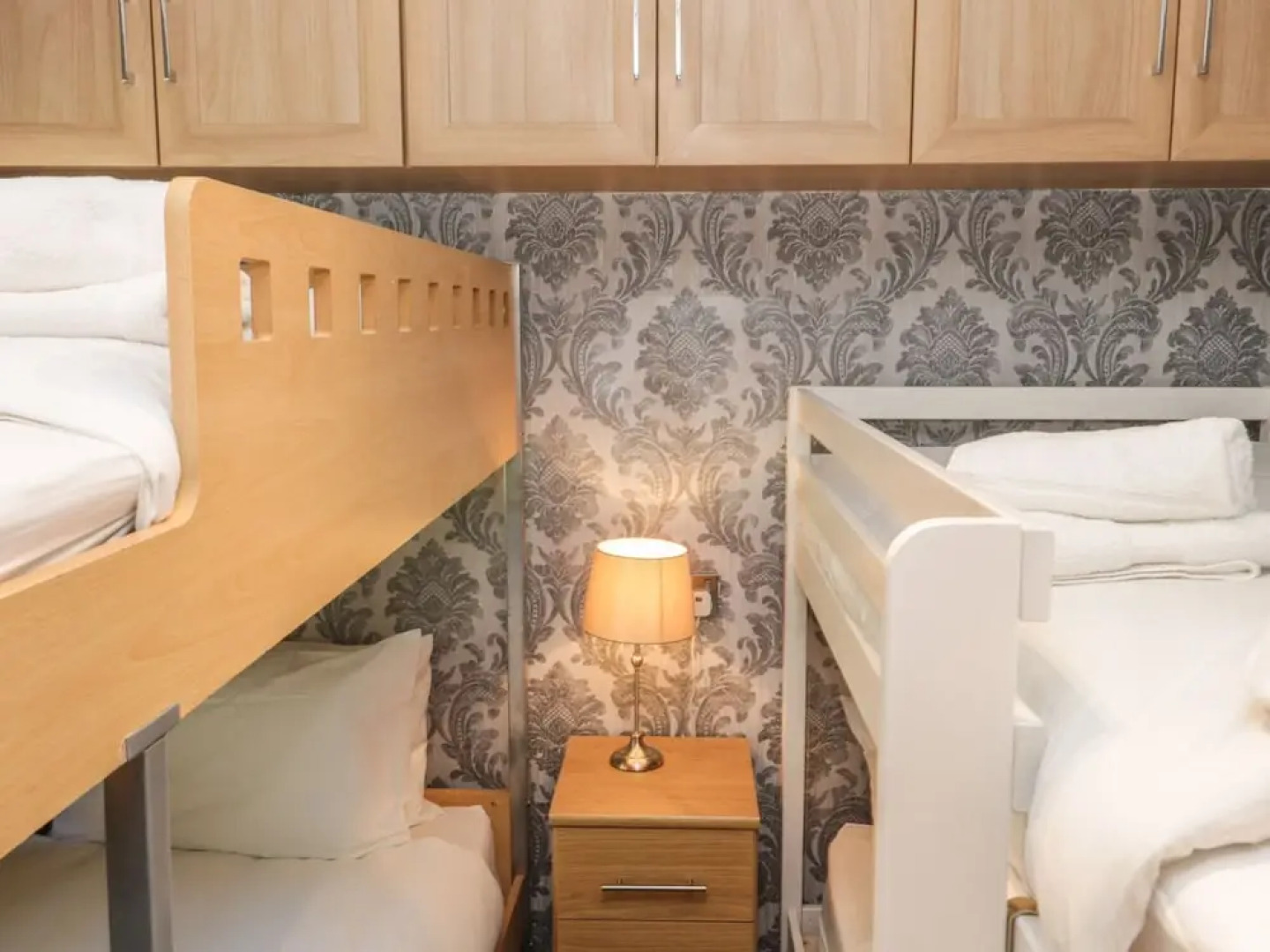 Jonstone Pines Lodge at Cayton Bay Holiday Park