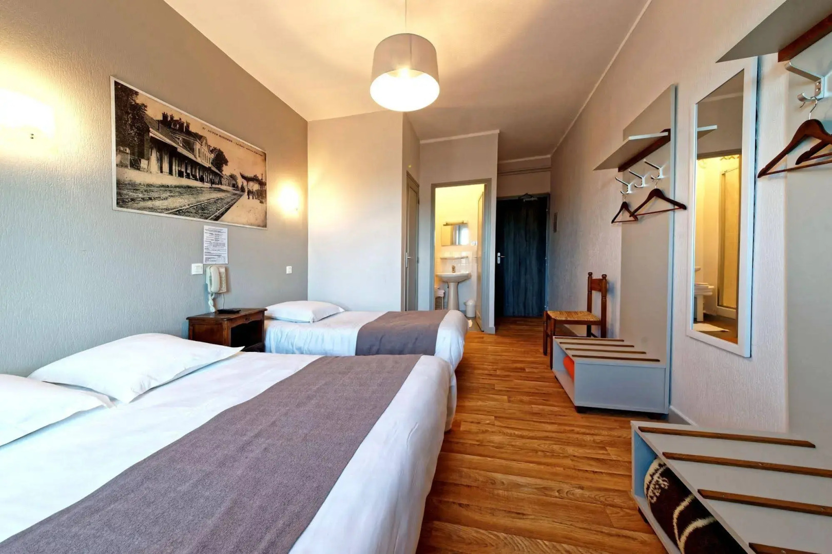 Logis Hôtel Du Commerce Et Touring