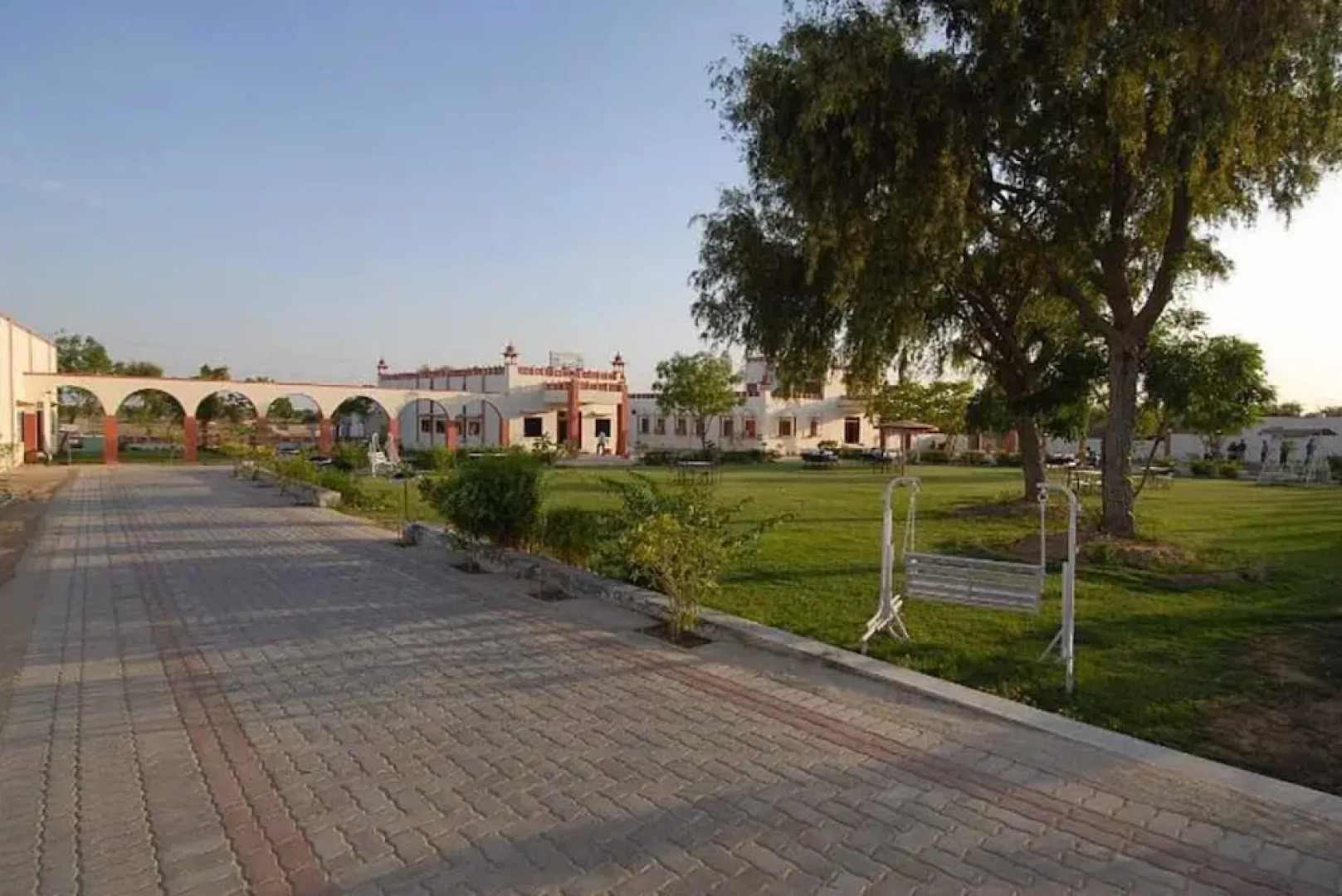 Bikaner Resort & Hotel