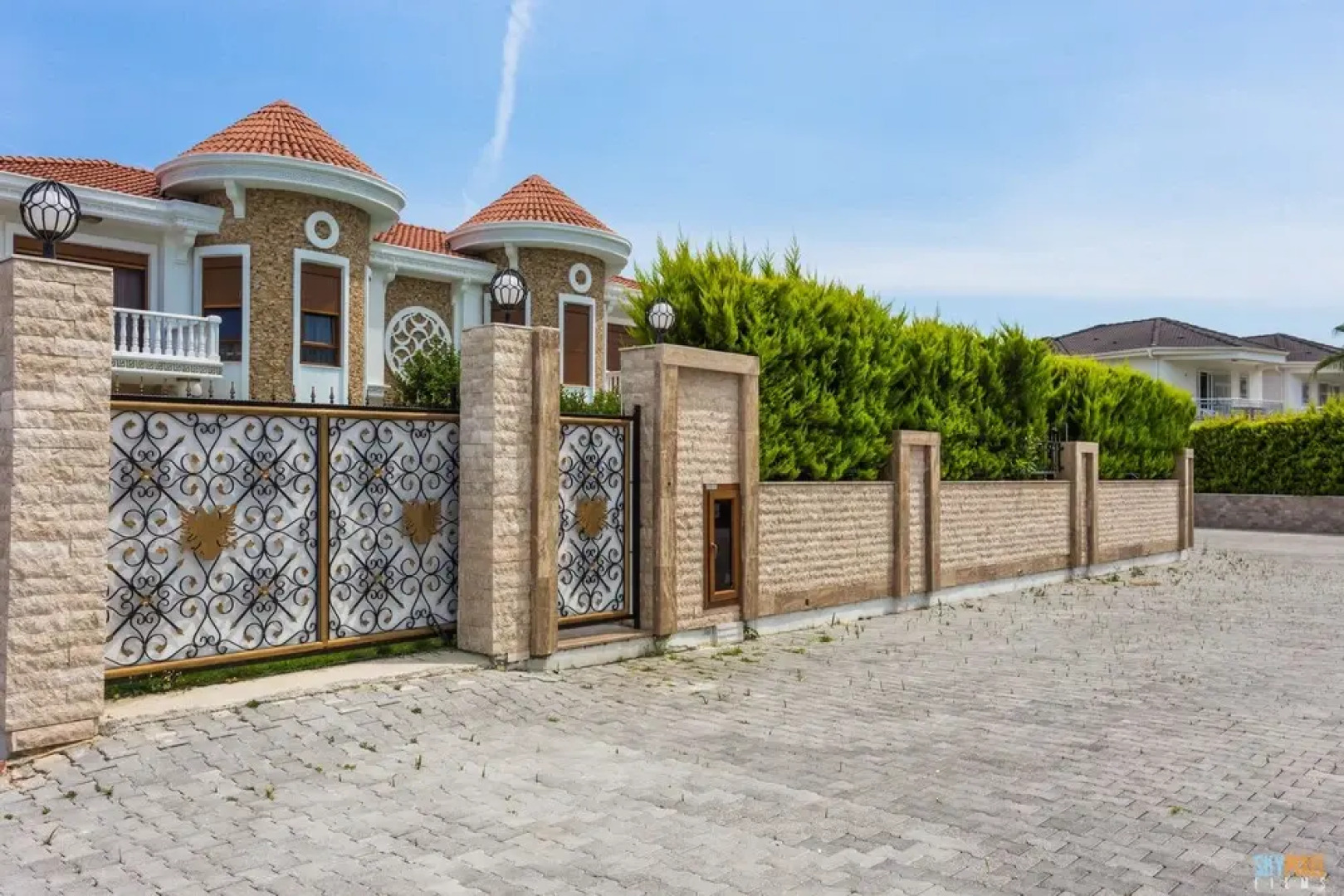 Villa Vista by Villatatilin