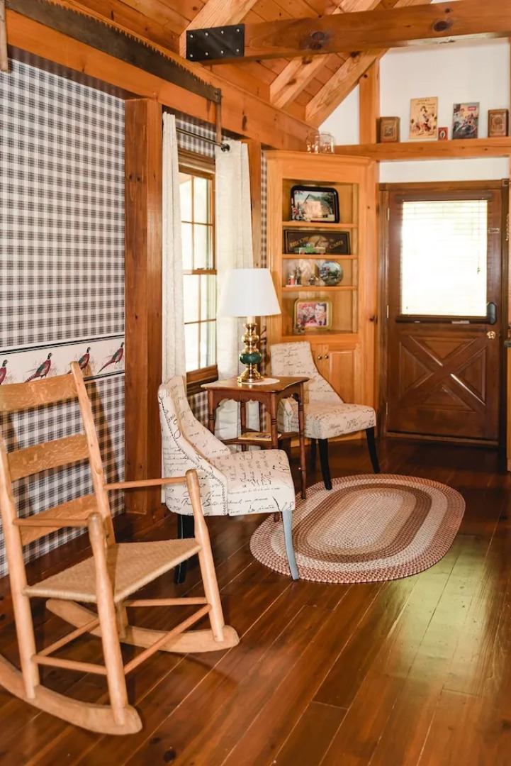 The Lake House Cabin