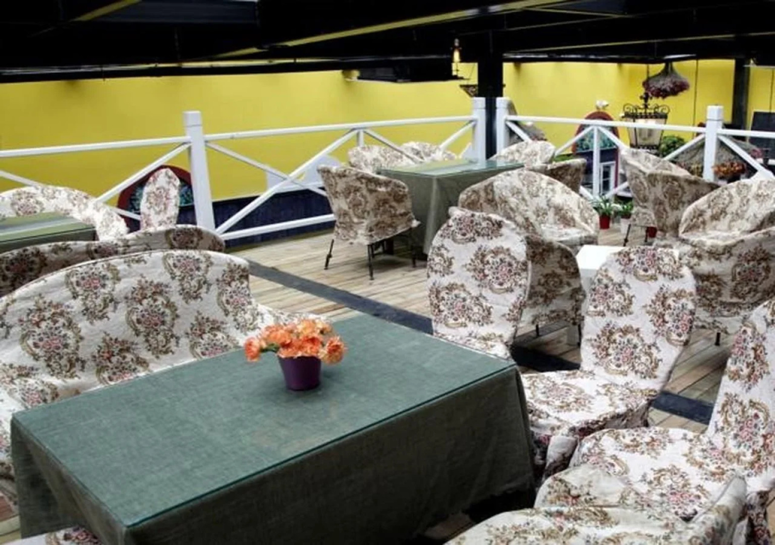 7 Sages Bell Tower Youth Hostel