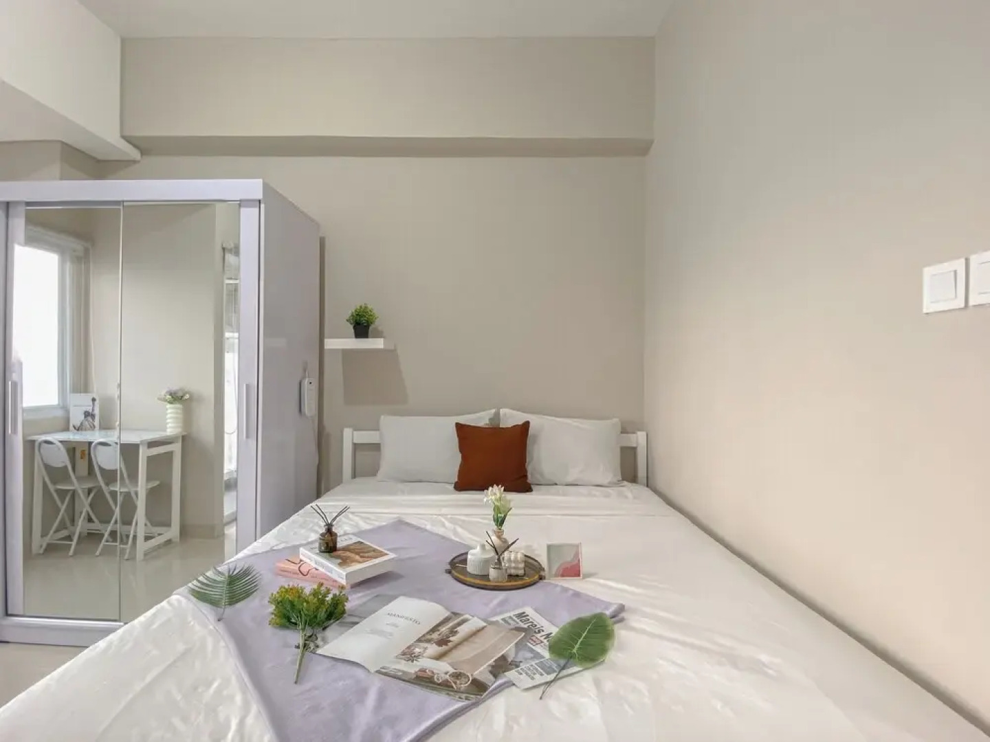 Comfy Studio At Lrt City Sentul - Royal Sentul Park Apartment