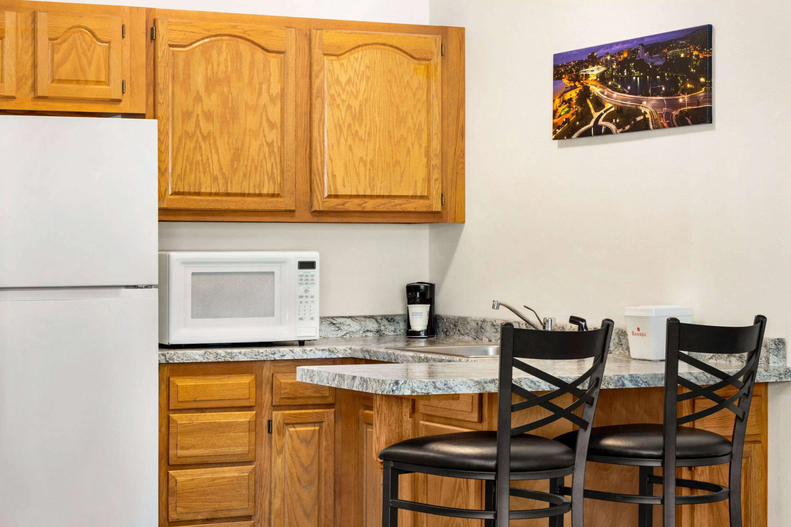 Ramada by Wyndham Richland Center