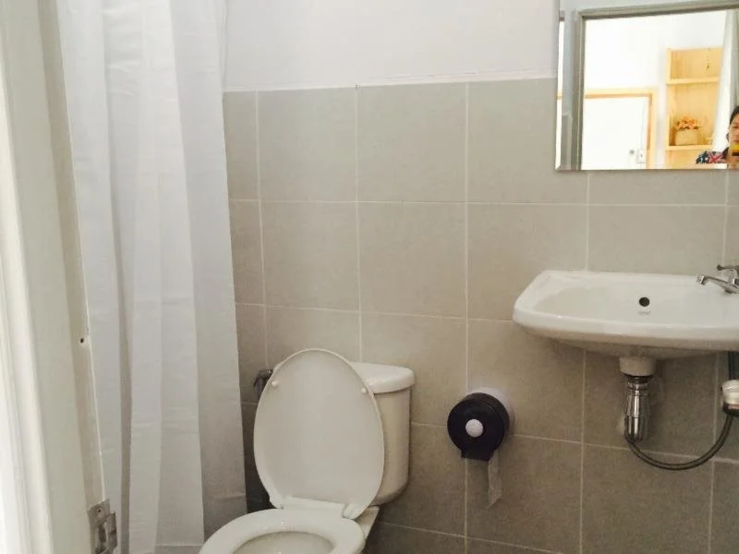 Norn Nab Dao Whitehouse