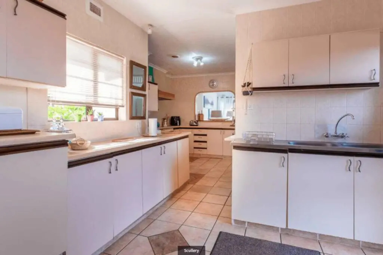 Ariel's Rest Self-catering - 4 Bedroom Luxury Home