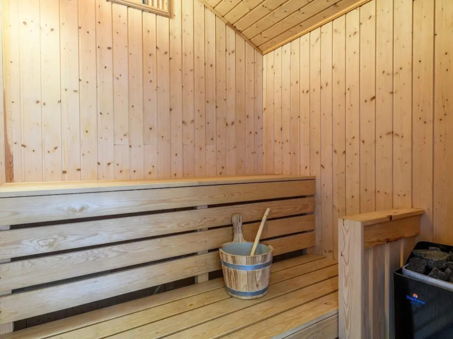 6 Person Holiday Home in Hemmet