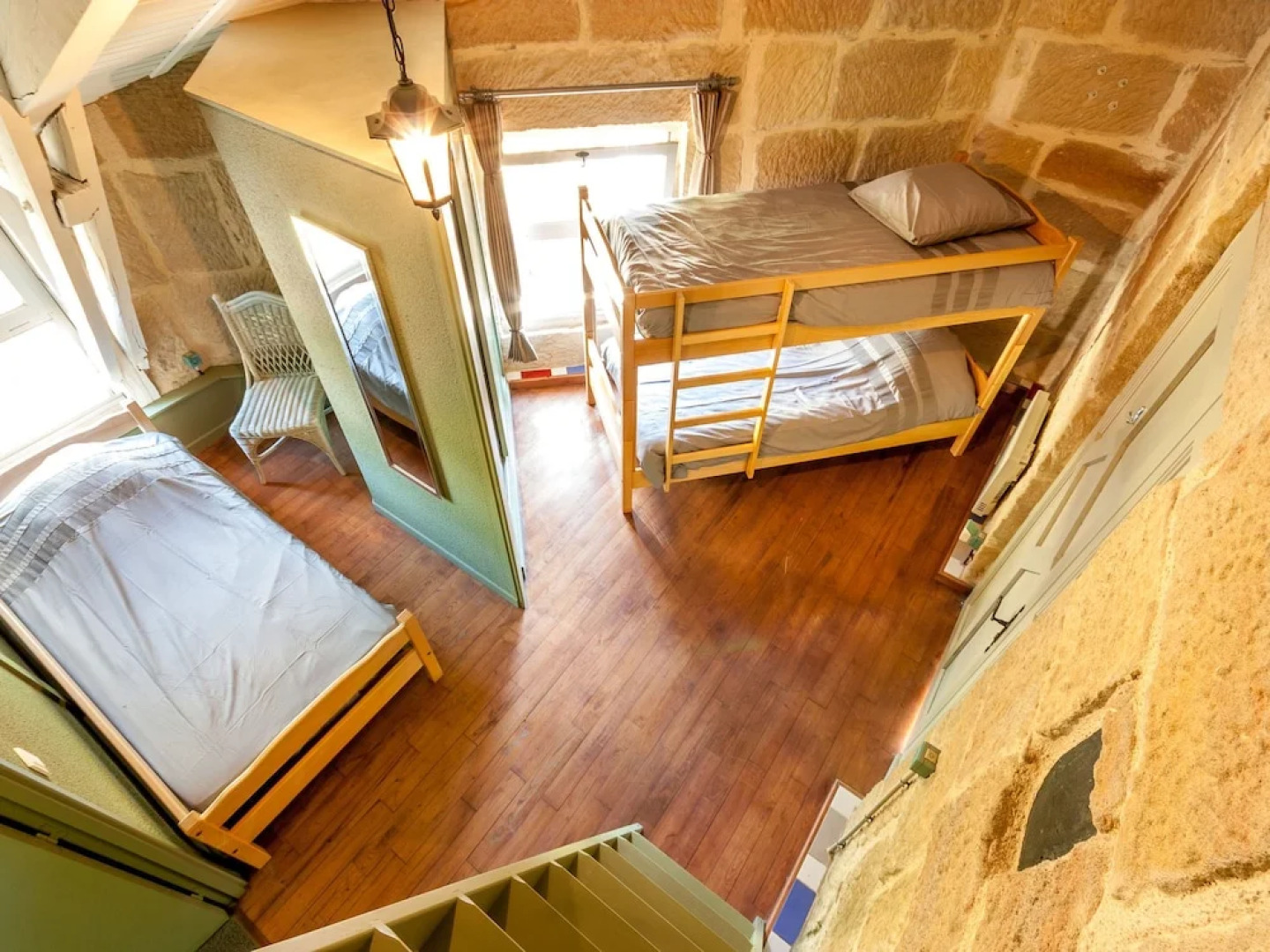 Lush Mansion in Lacapelle-marival With Jacuzzi