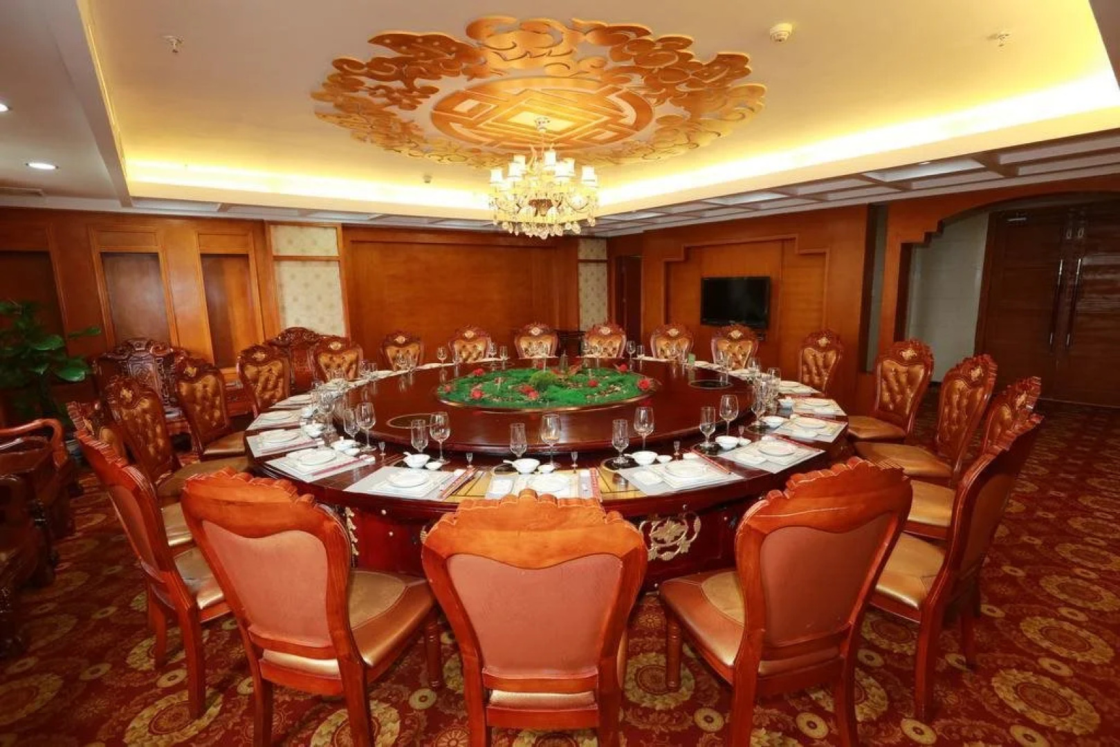 Qinzhou Jingtai Grand Hotel