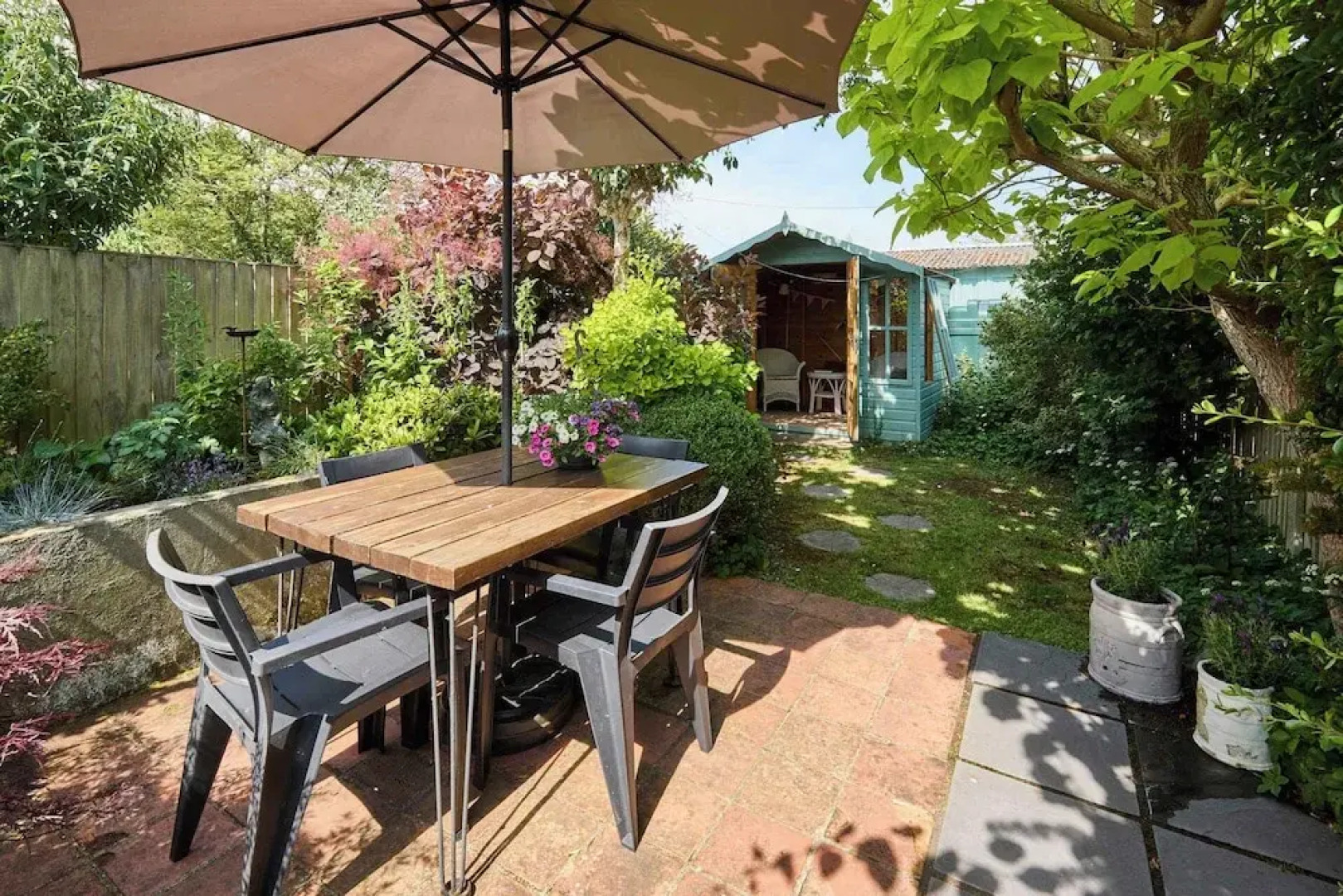 Host Stay Romney Cottage