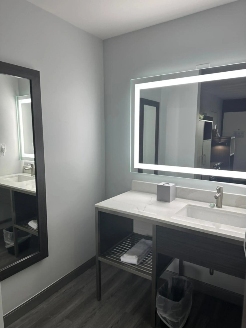 Super 8 By Wyndham Baltimore Northwest