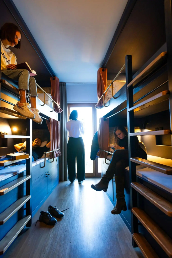 The People - Paris Nation - Hostel