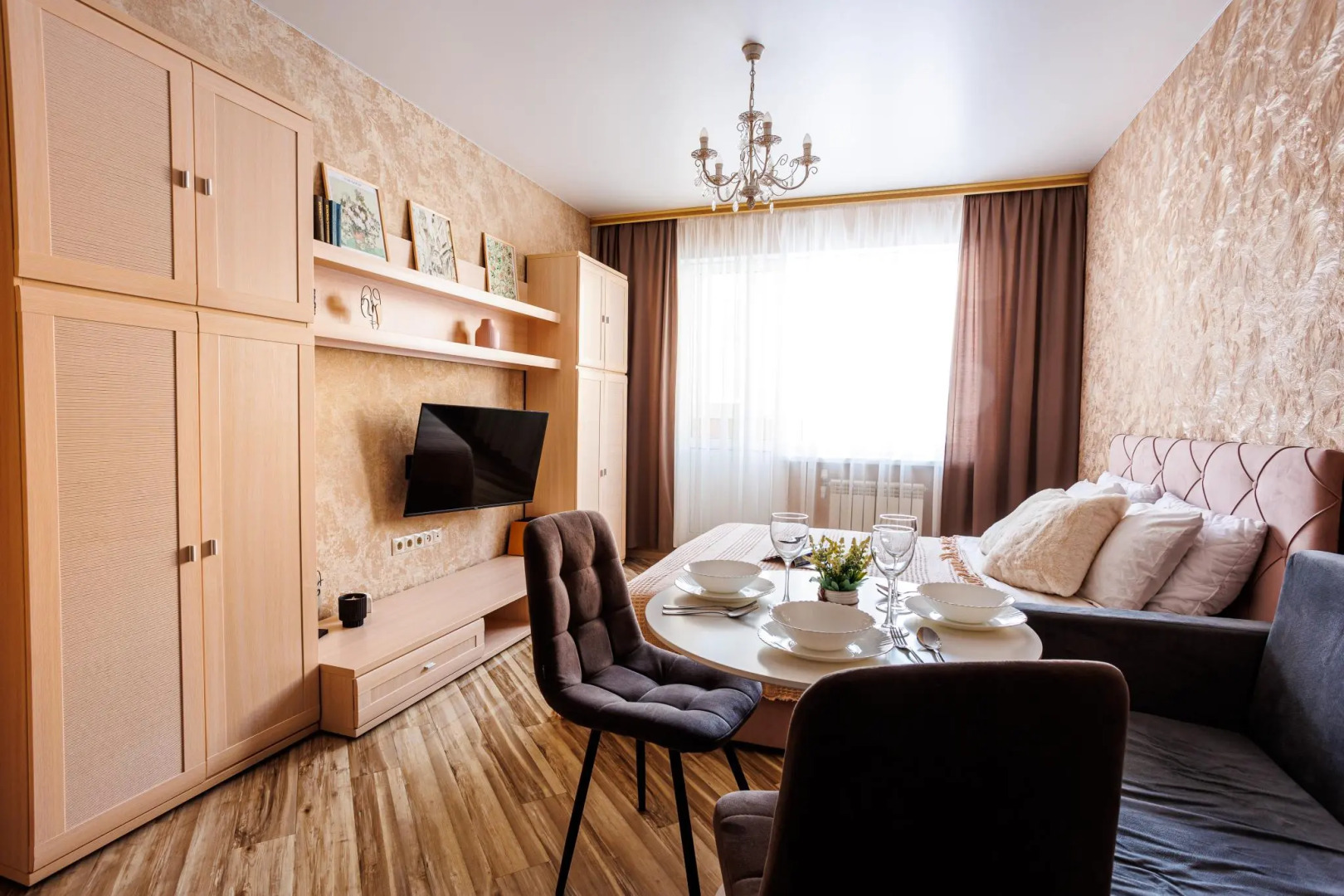 Tolstoy Apart (Толстой Апарт) на проезде 3-й Восточный